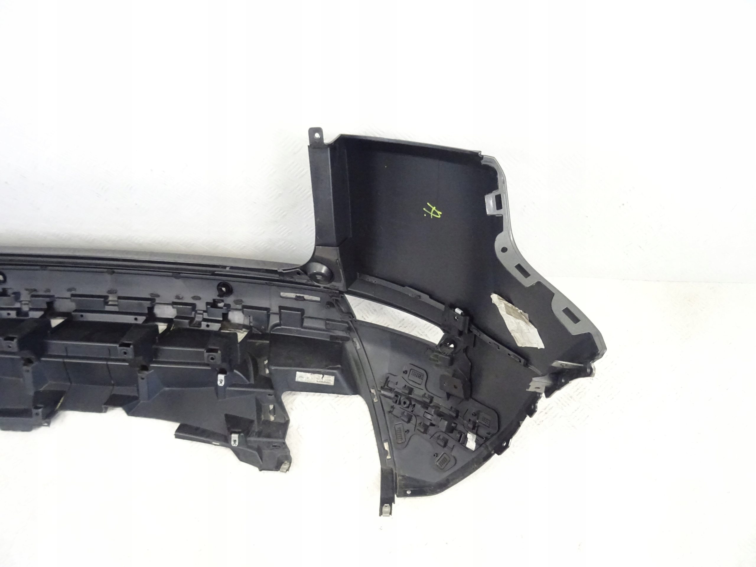 Range Rover EVOQUE and bumper rear part rear