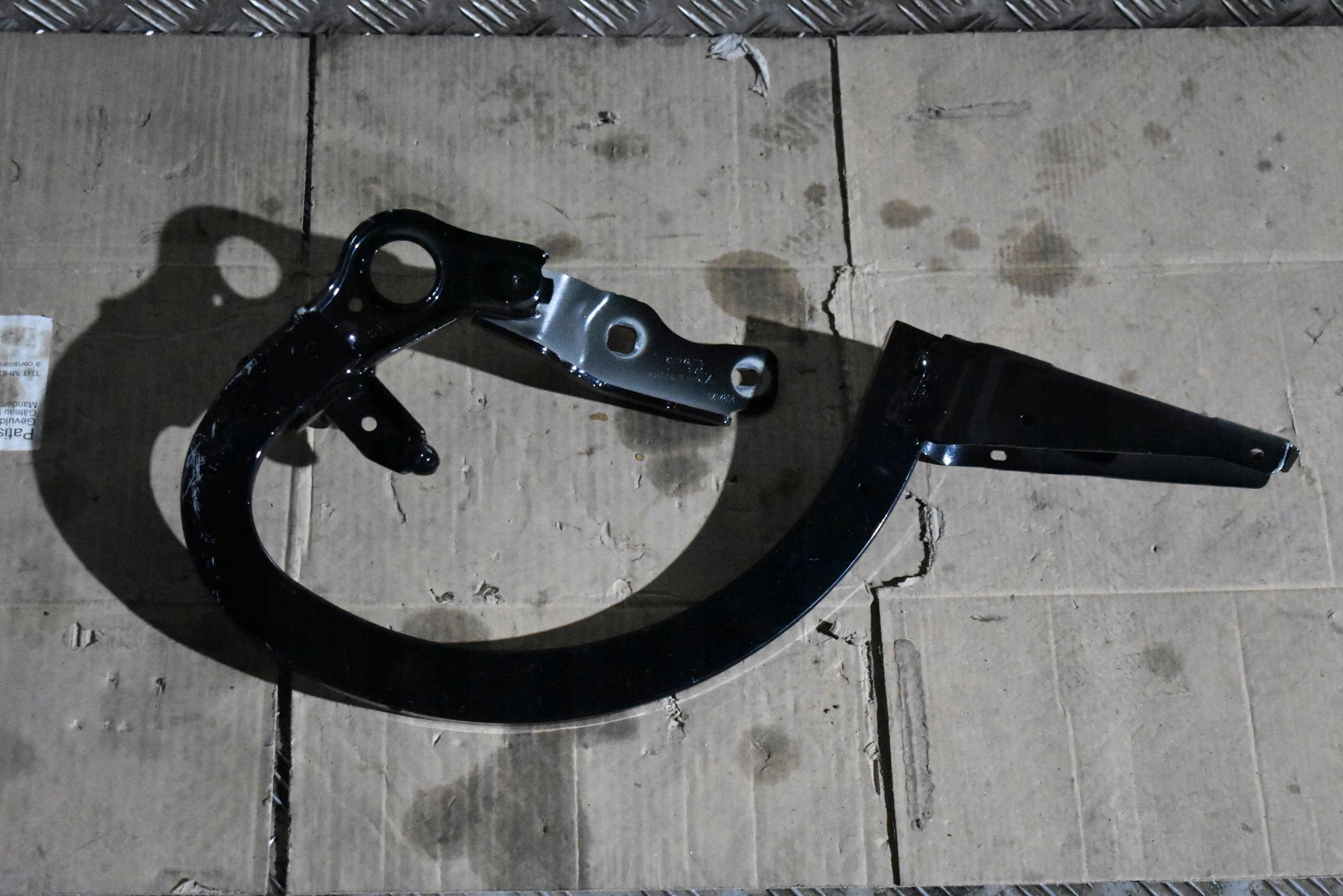 IDEALNY hinge bonnet boot right PORSCHE TAYCAN 1