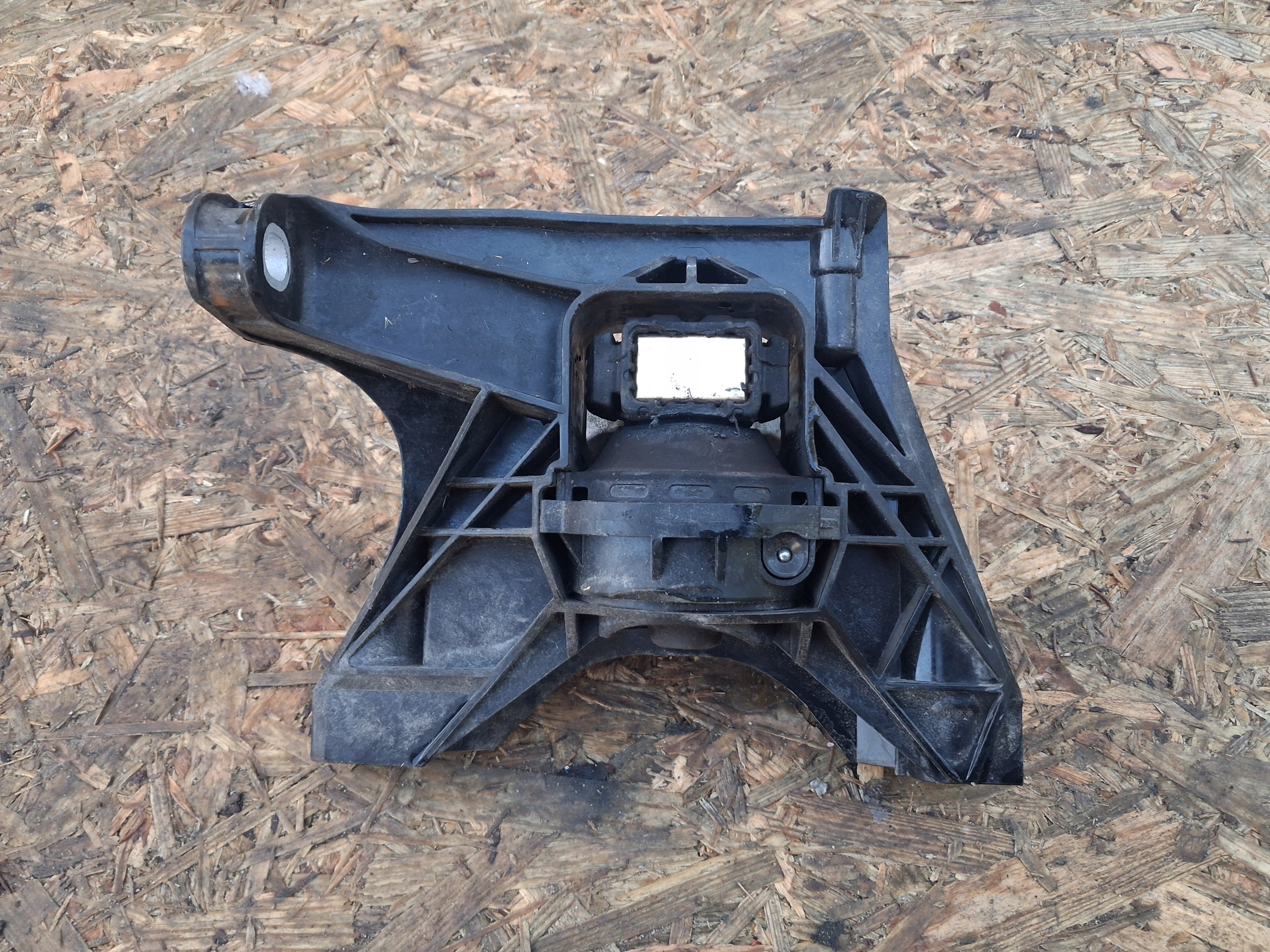 holder engine mount PEUGEOT CITROEN 1.6 THP HYBRYDA 9820499380