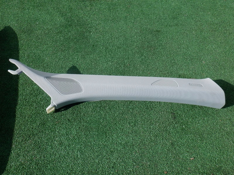 AUDI Q7 4M OSŁONA POSZYCIE SŁUPKA PRAWA 4M0867234B