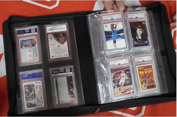 Evoretro Premium Album na slabowane karty z oknem Czarny