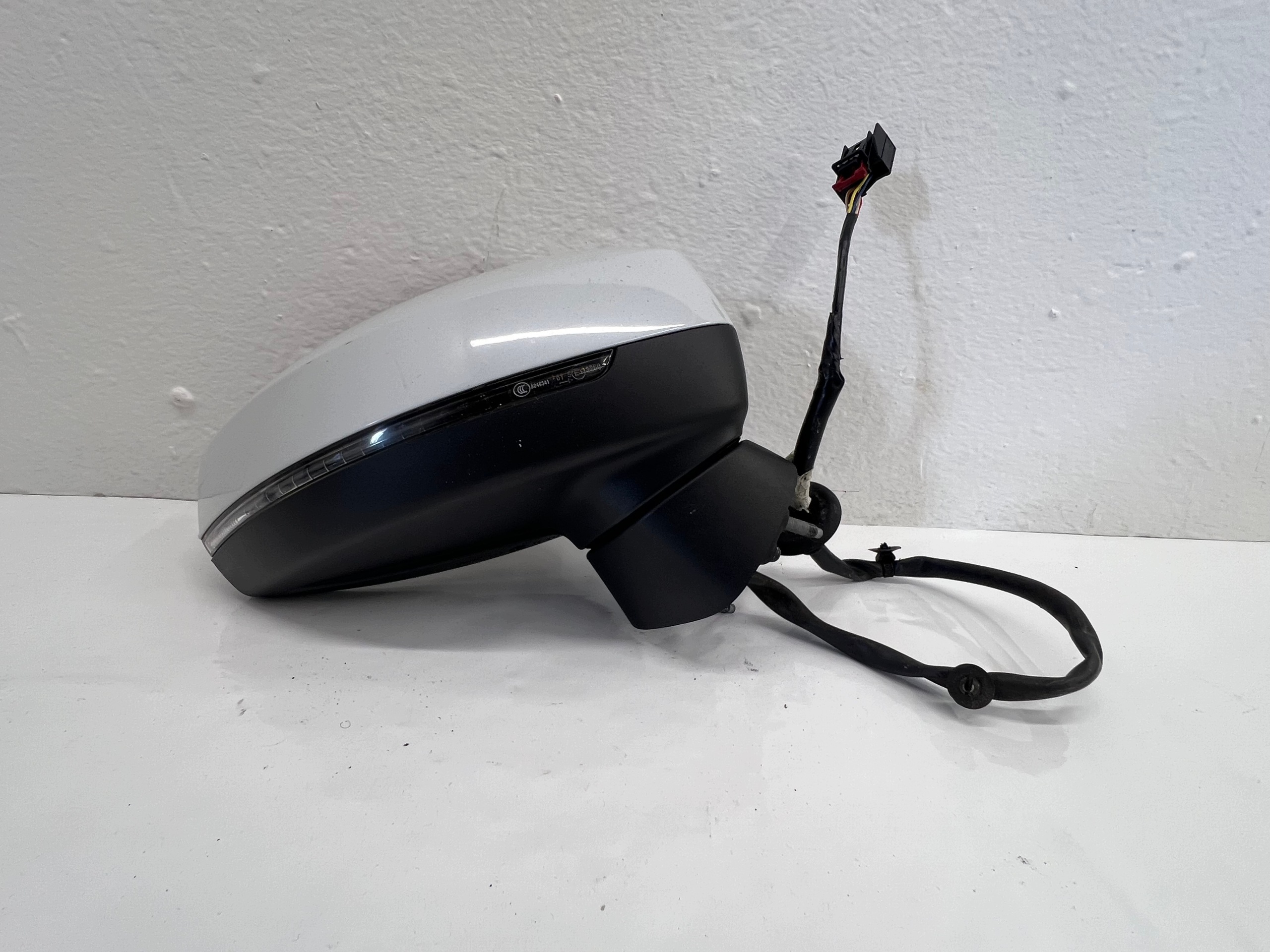 mirror right complete 6-PIN AUDI A3 8V 8V5 sedan LS9R EUROPA