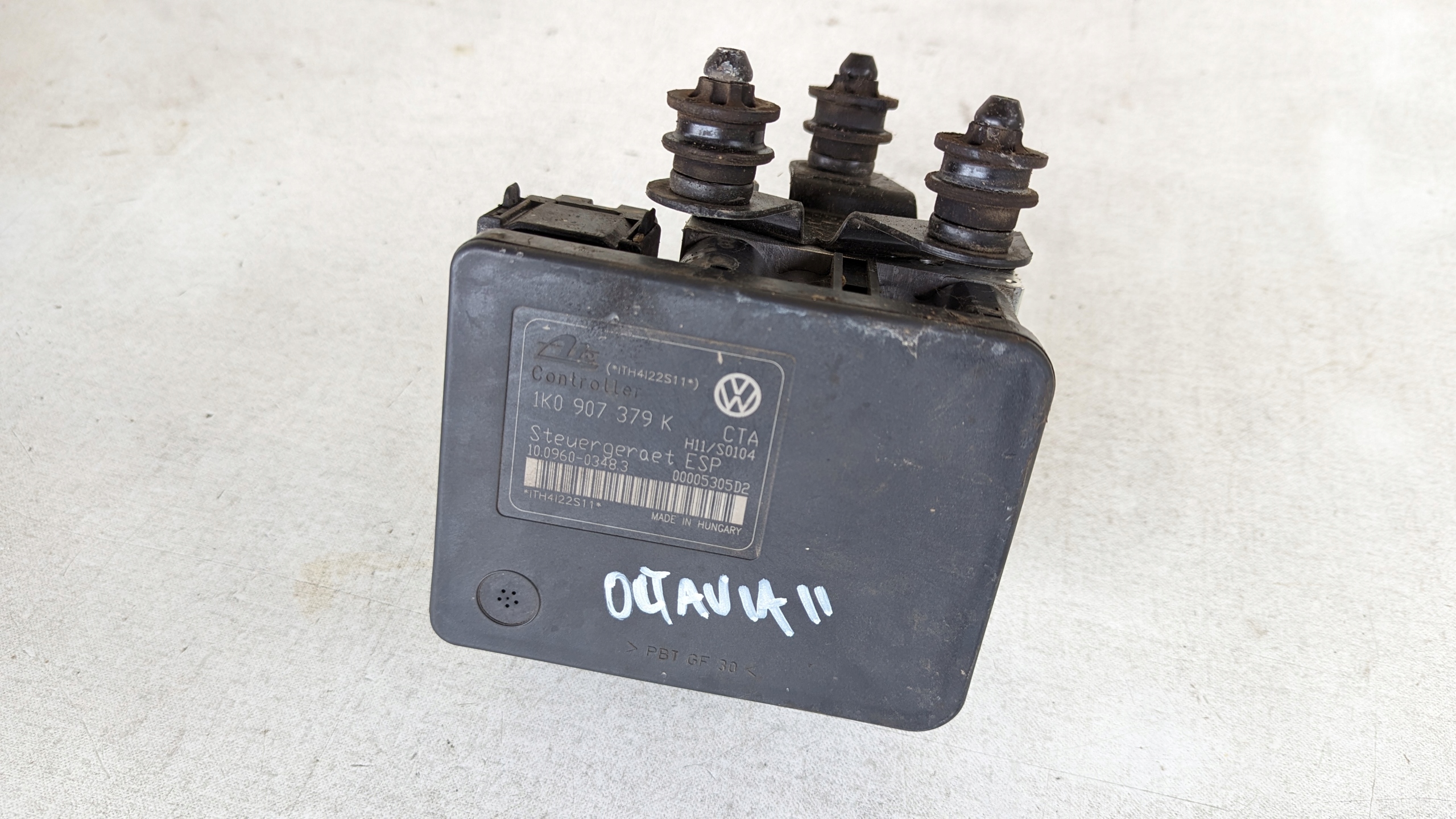 volkswagen oe 1K0907379K насос