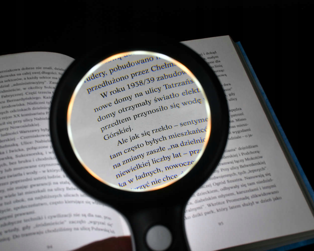 LUPA SZKŁO POWIĘKSZAJĄCE 10x Z PODŚWIETLENIEM 18 LED Model 10 X