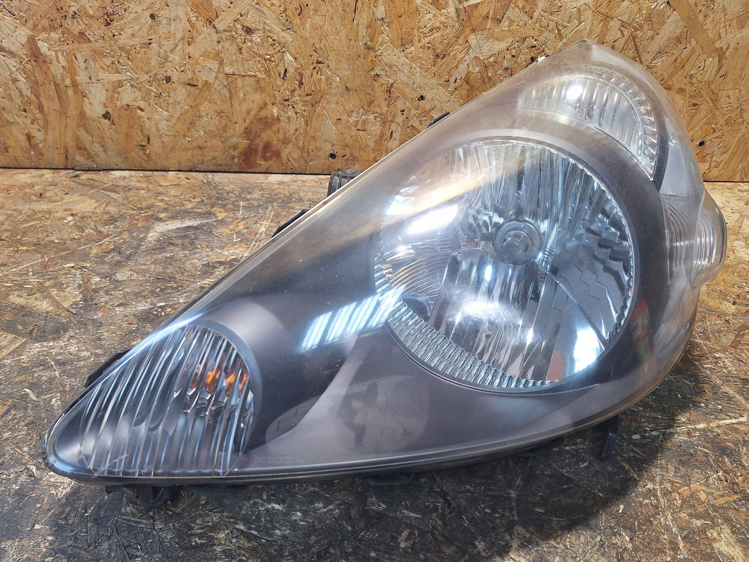 light left HONDA JAZZ II 02-04 EUROPA