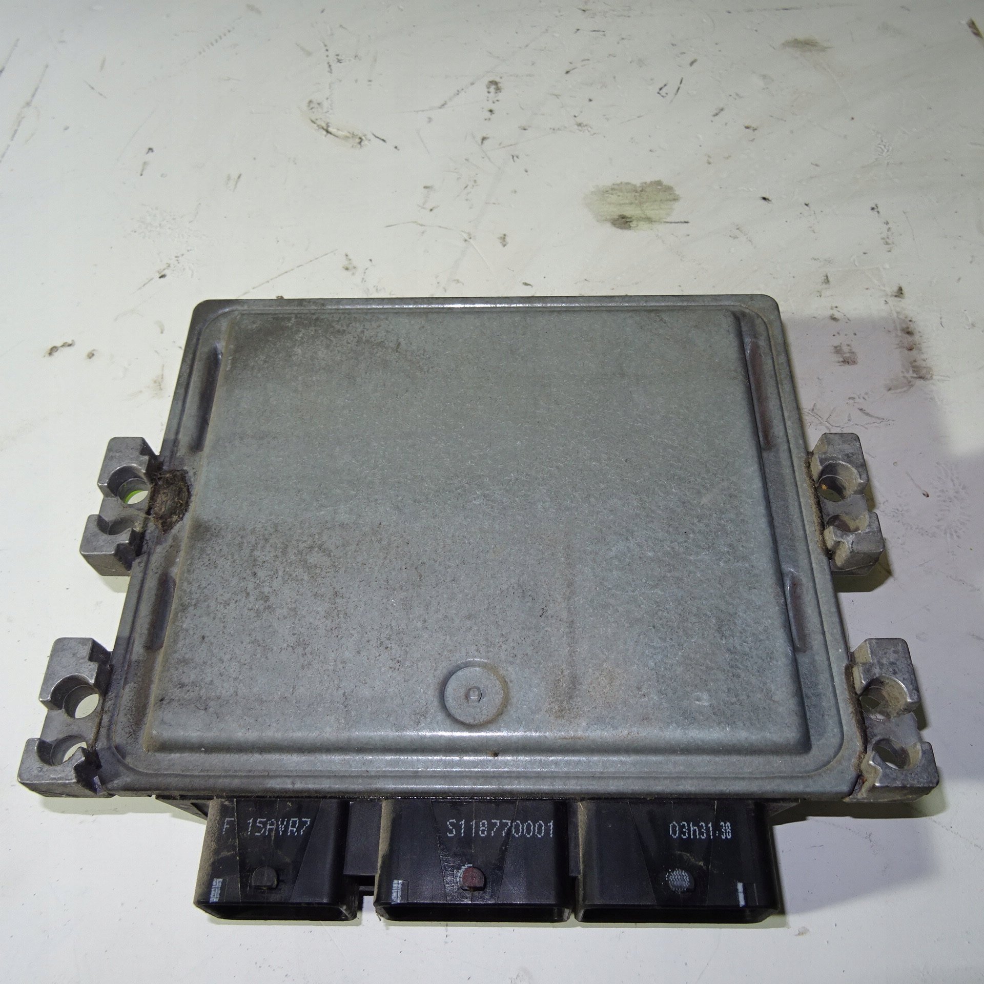 NISSAN QASHQAI 1.5DCI control unit 23710JD54D
