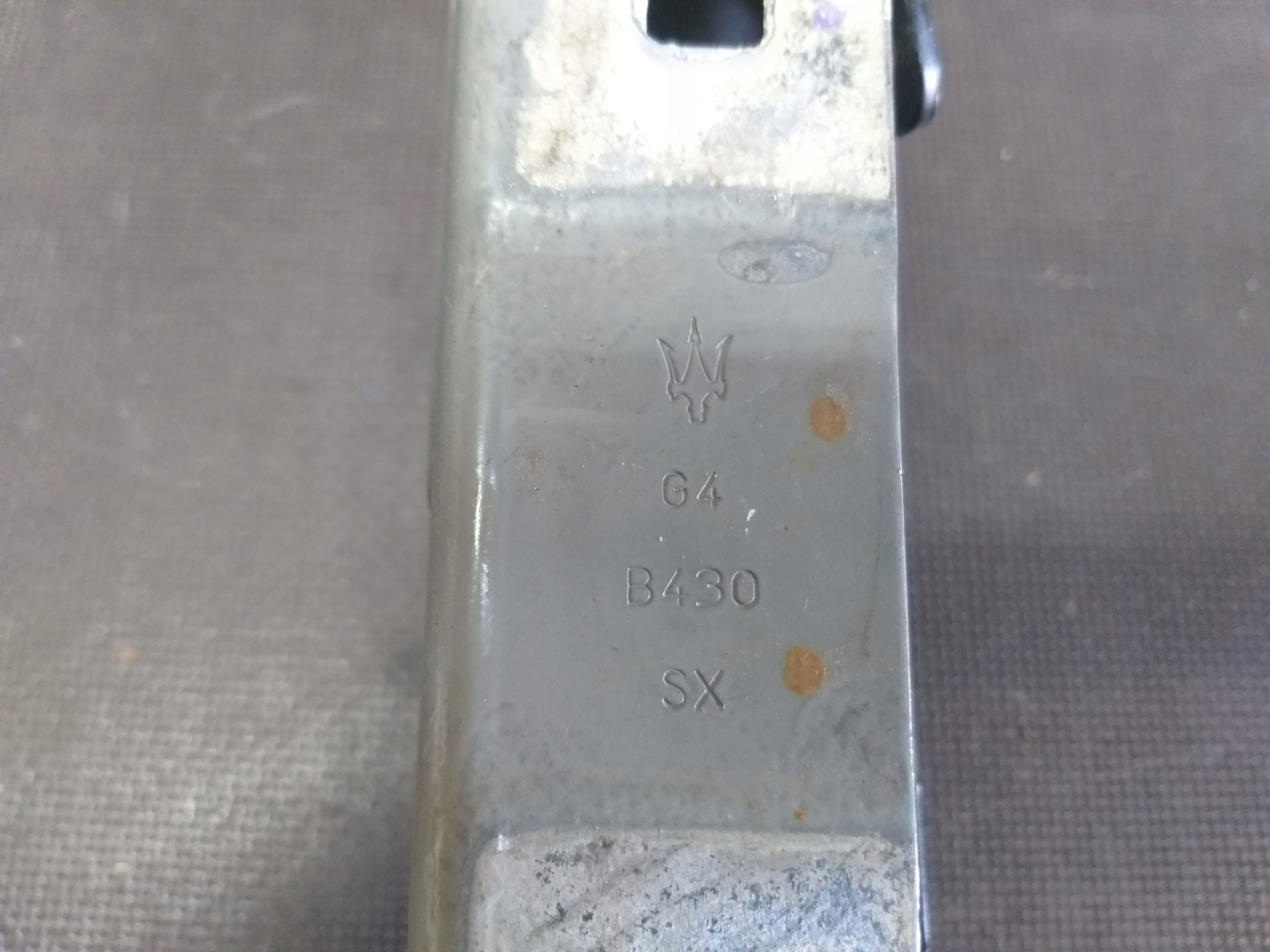 BONNET HINGE FRONT PRWY MASERATI GHIBLI
