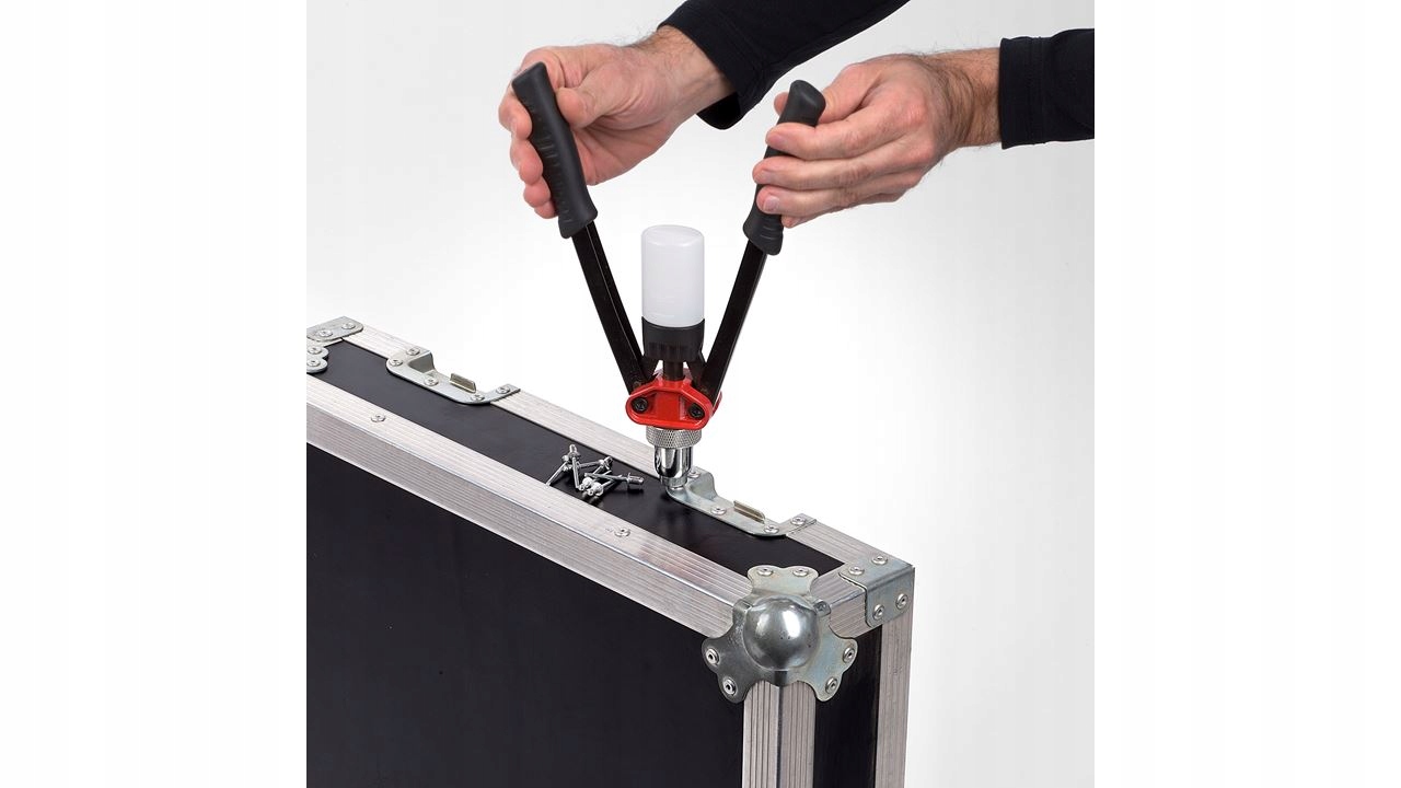 2f8184564cd4a566675681171400