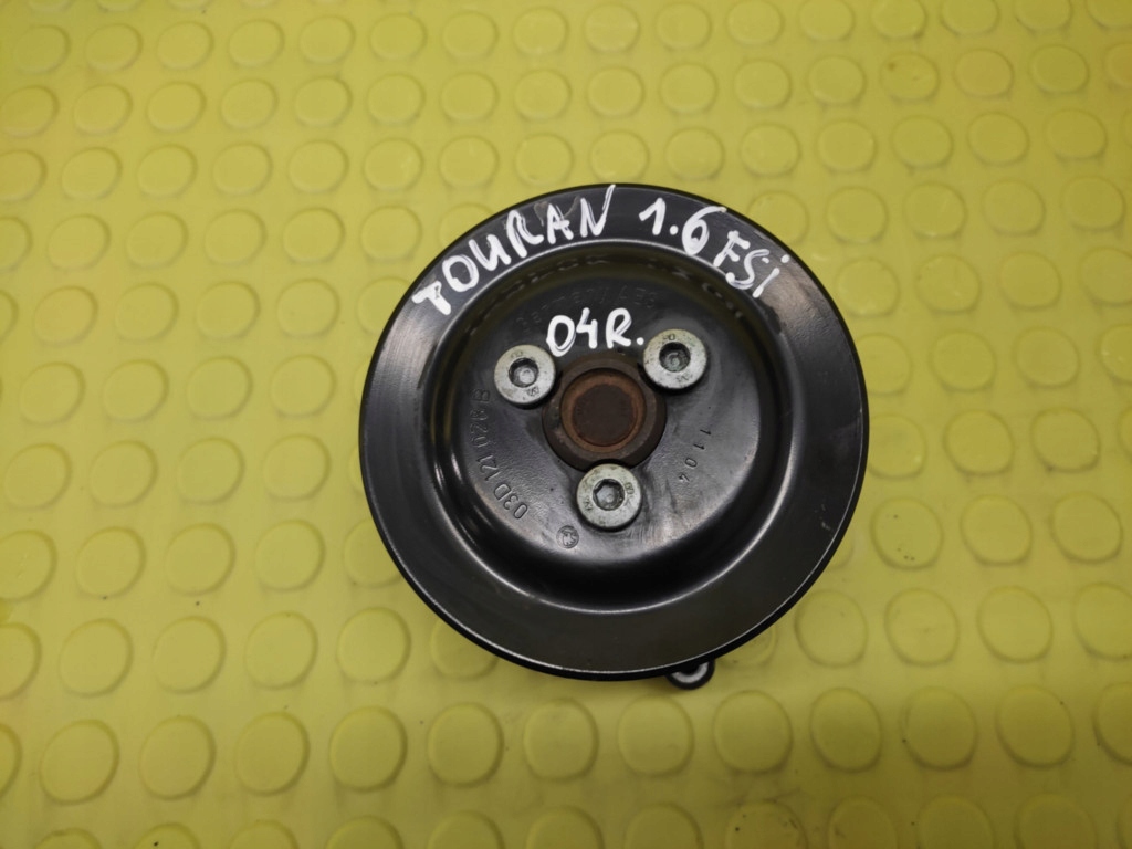 VW TOURAN and 1.6 FSI water pump