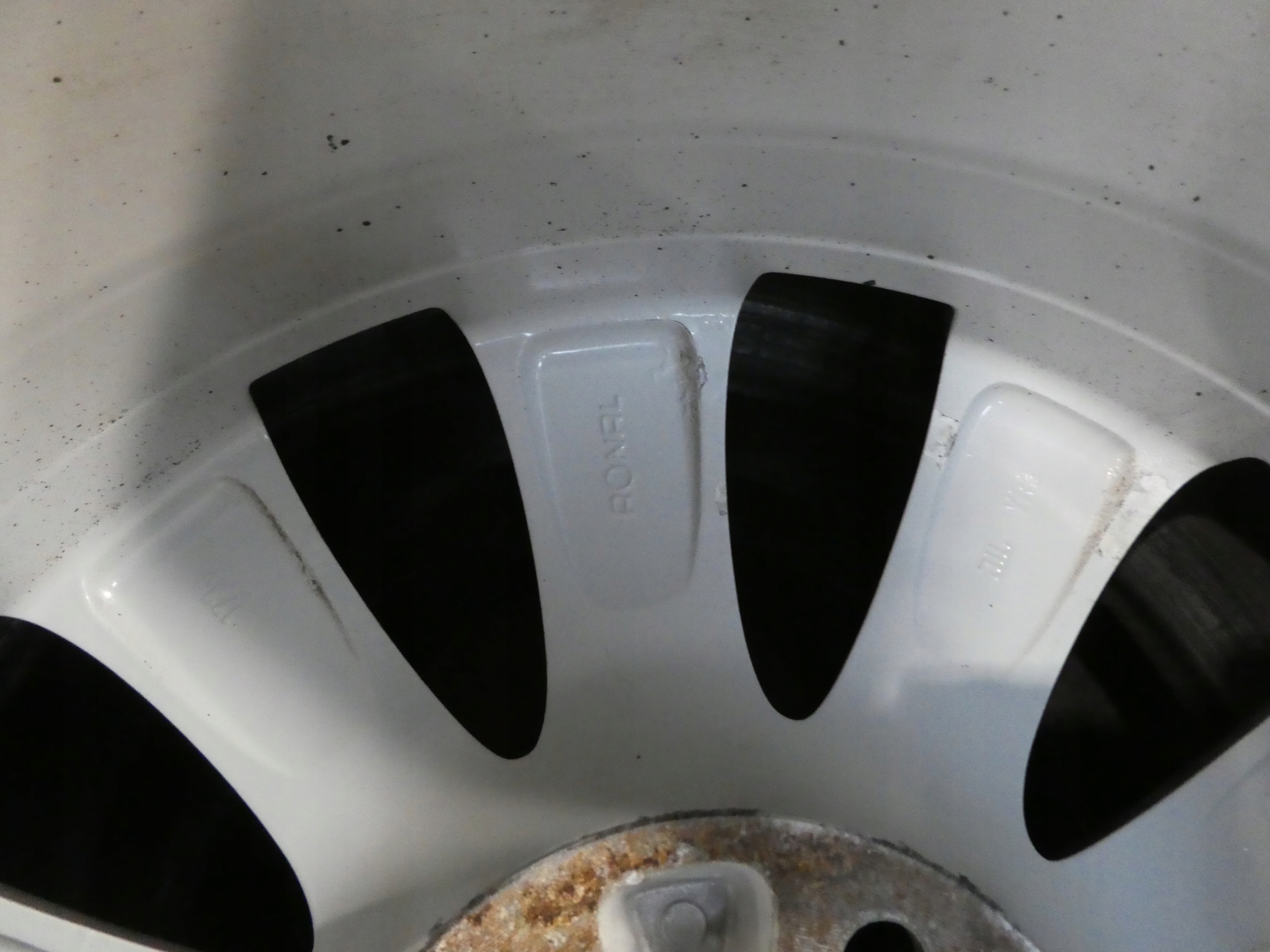4X discs aluminium disc 3T0601025B SKODA 5X112
