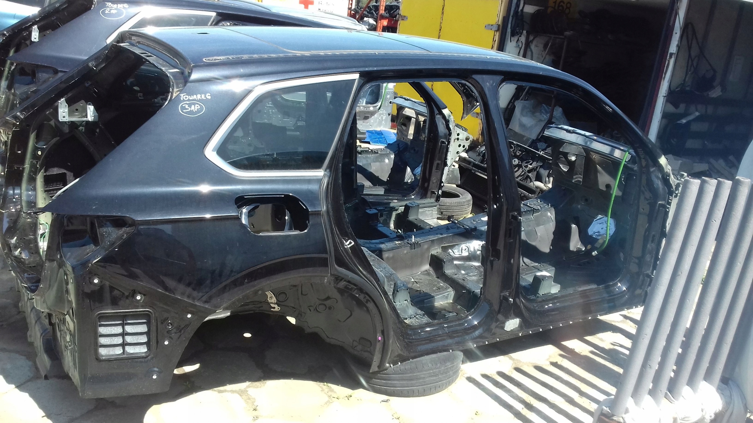 DUPA ĆWIARTKA BŁOTNIK DACH PRÓG VW TOUAREG III