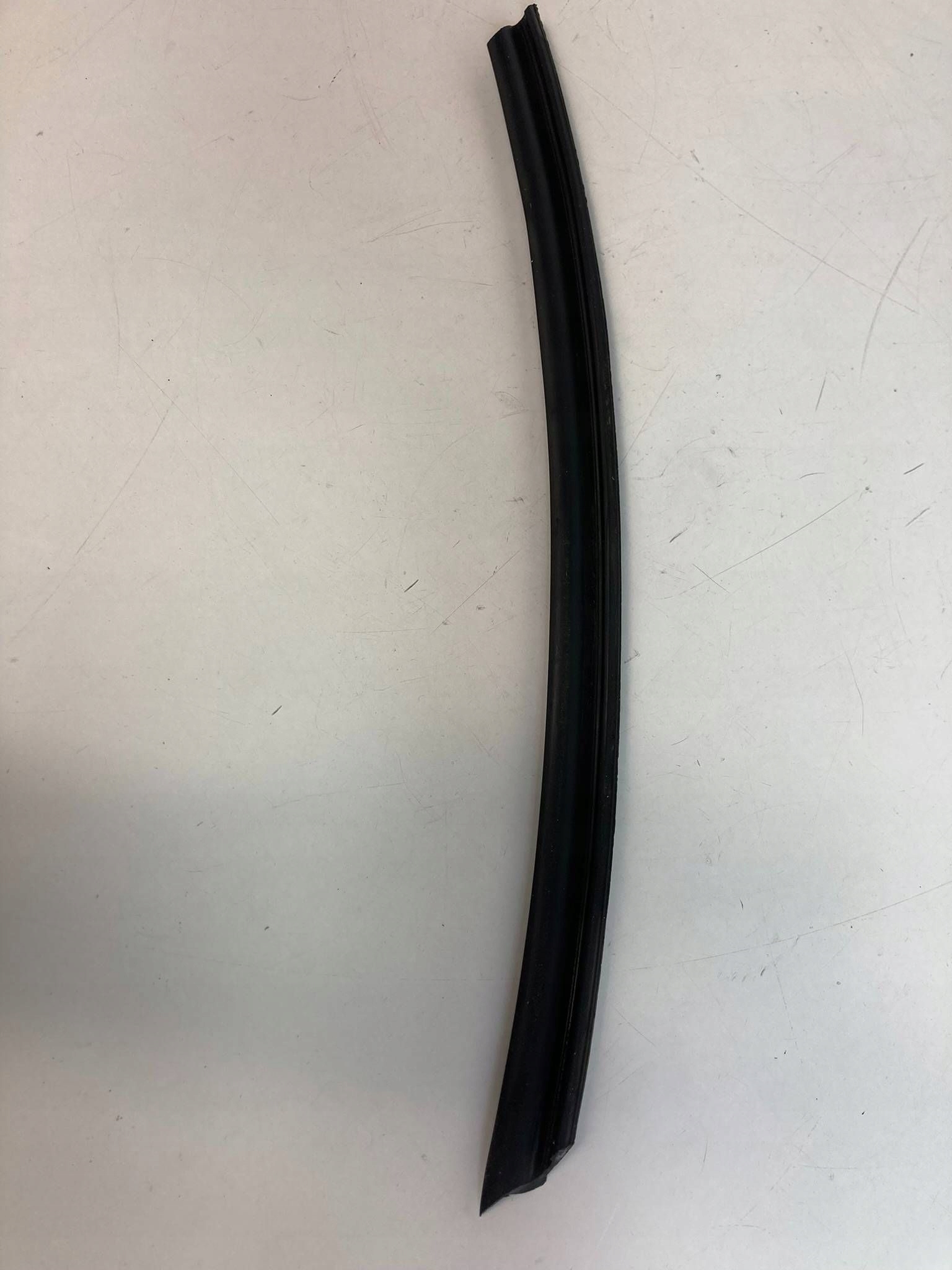 Ford Focus II window bodywork left 09r AS2