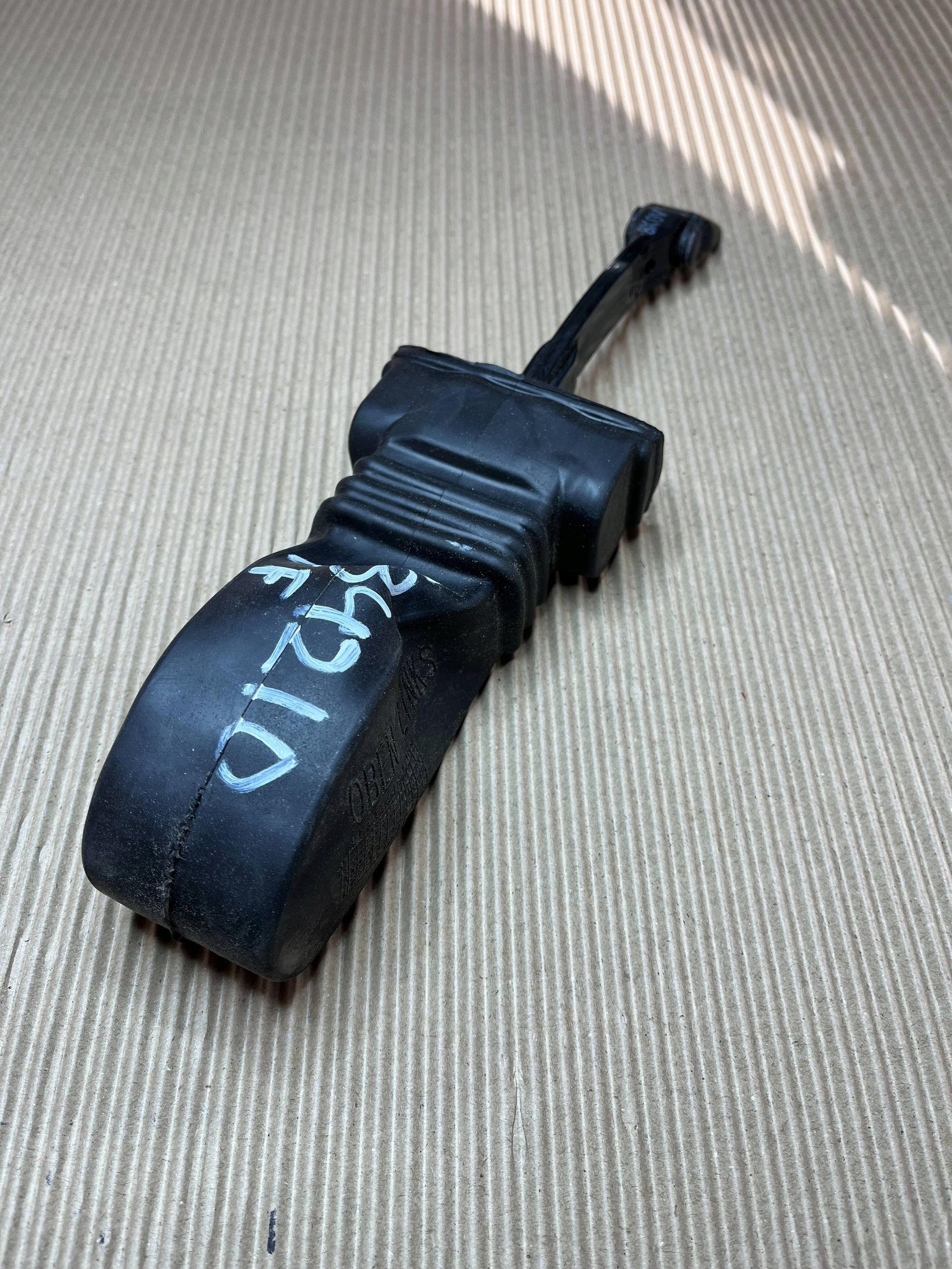 limiter door przednich Audi A4 S4 B8 8K 8K0837249D