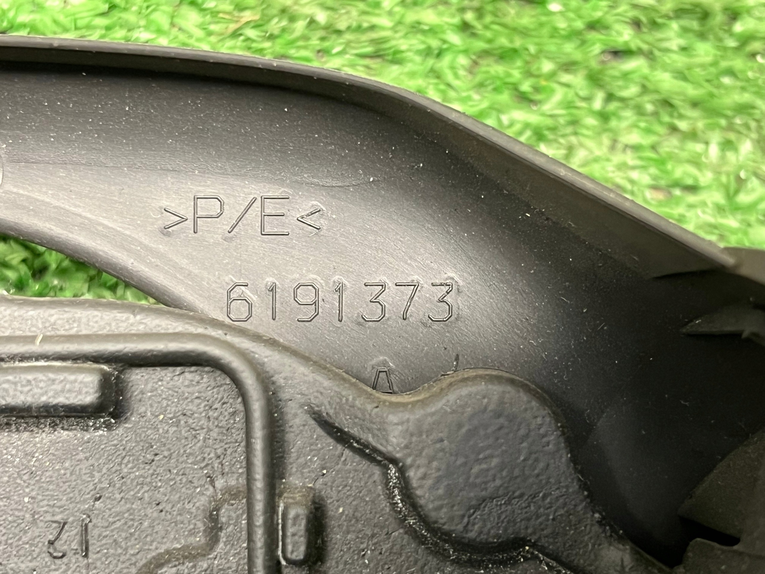 lenkrad PEUGEOT 208 96750123ZD