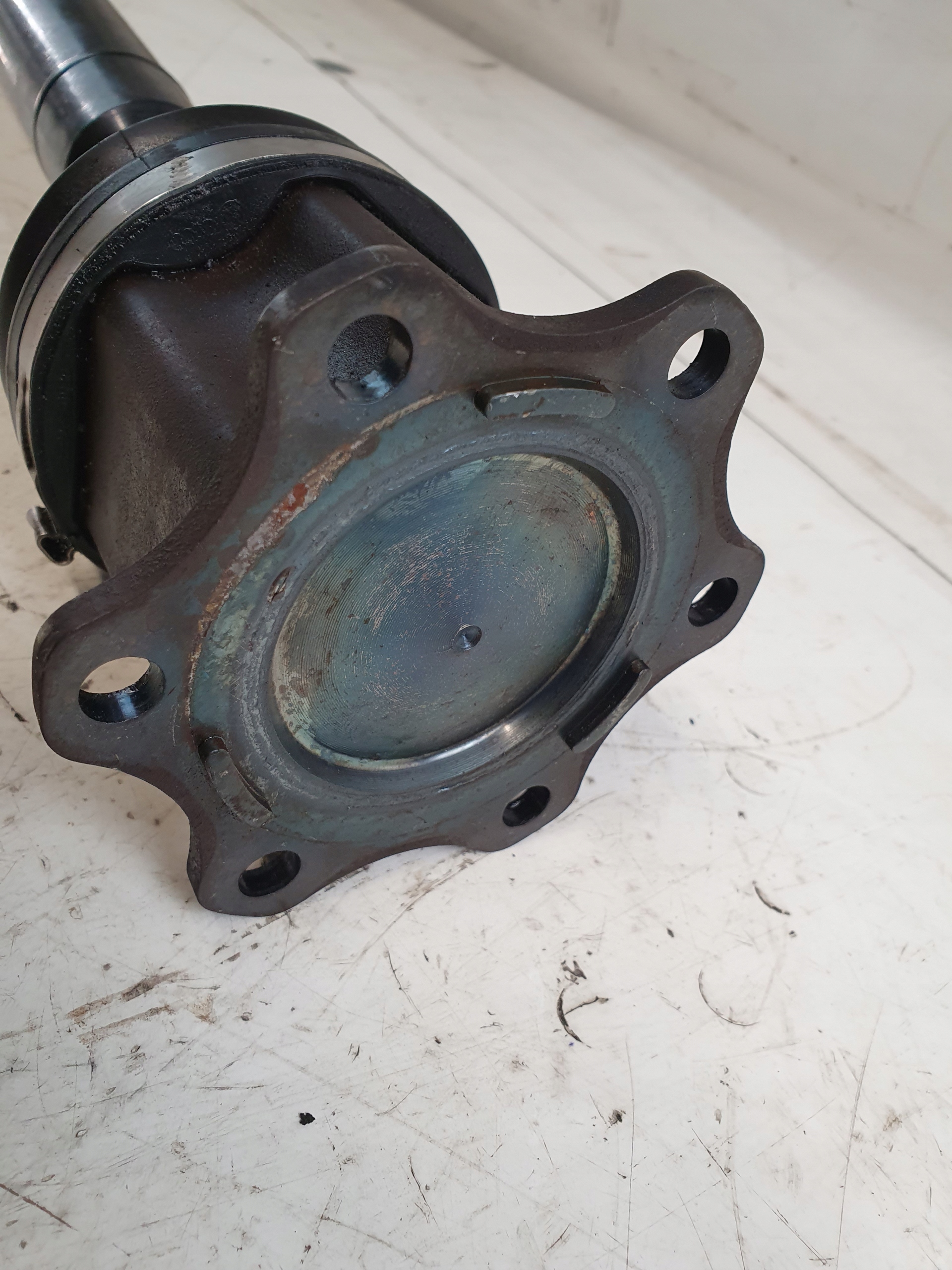 semi-axis right front OE 3Q0407272AT VOLKSWAGEN PASSAT B8 2.0TDI 15r.