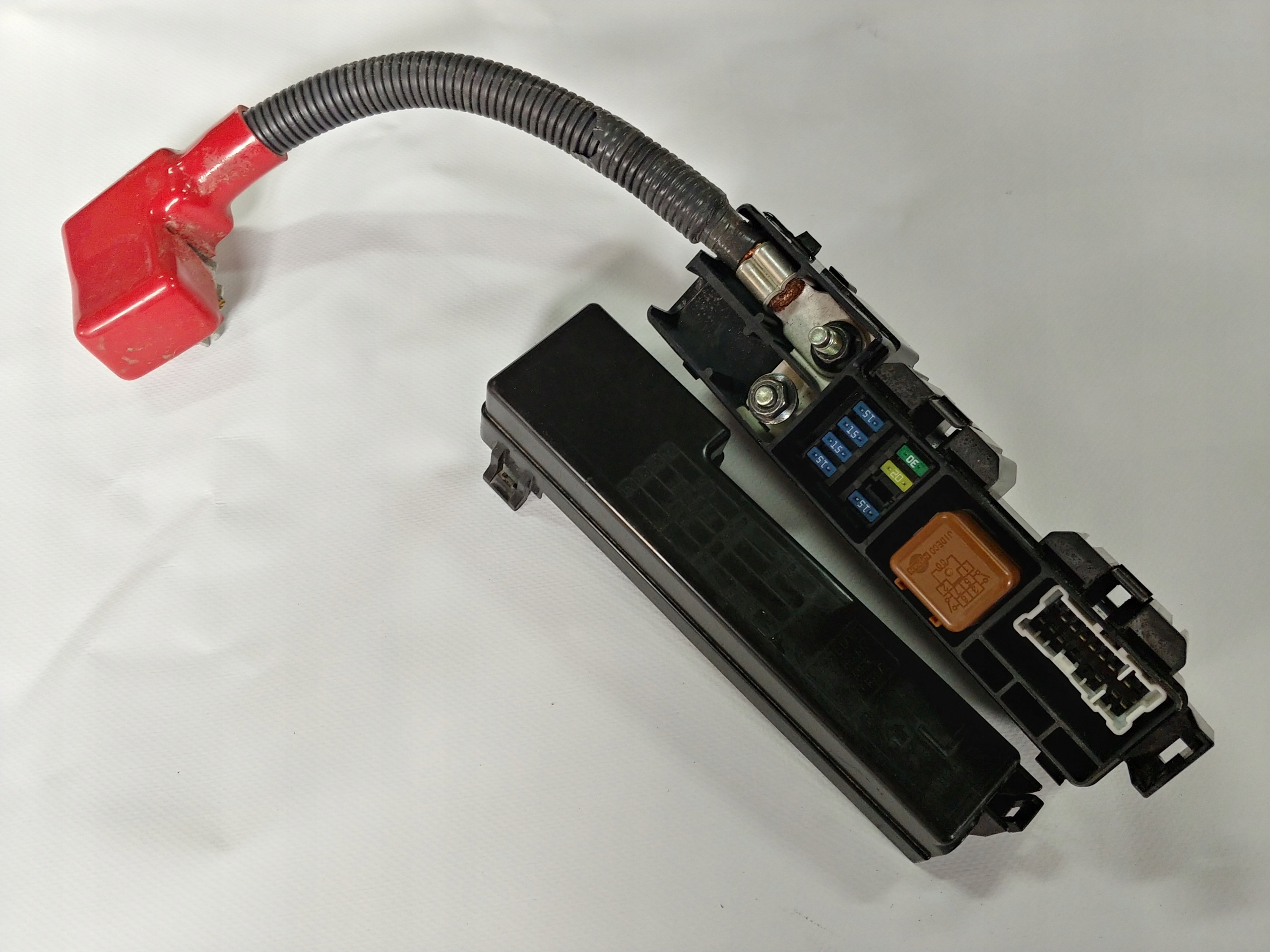 Infiniti QX70 FX Klema Skrzynka Moduł Akumulatora