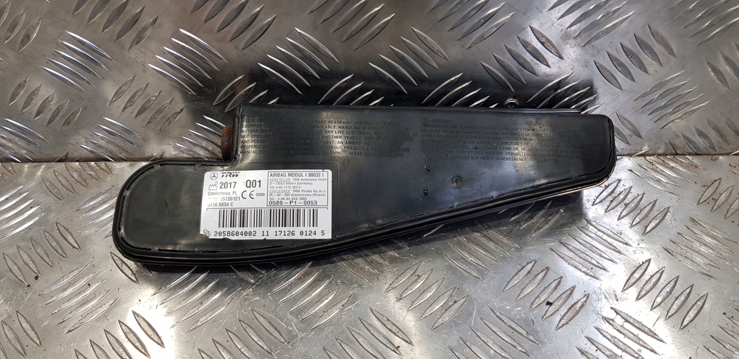 MERCEDES C W205 2017R CABRIO PODUSZKA FOTELA PRAWA 2058604002