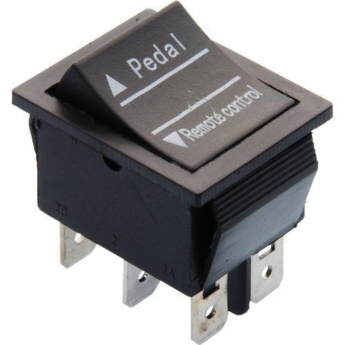 

Przycisk Przełacznik Auta na Akumulator Pedal/RC