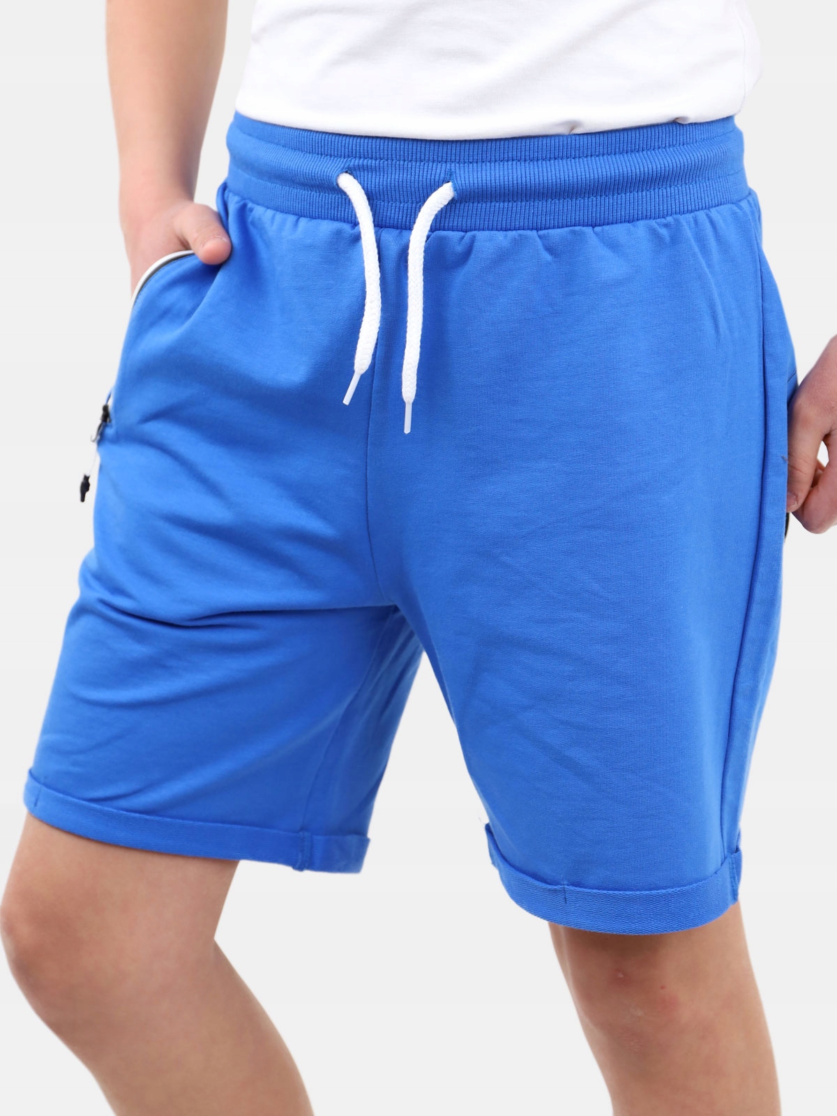 

Krótkie spodenki szorty dresowe niebieskie 152-158