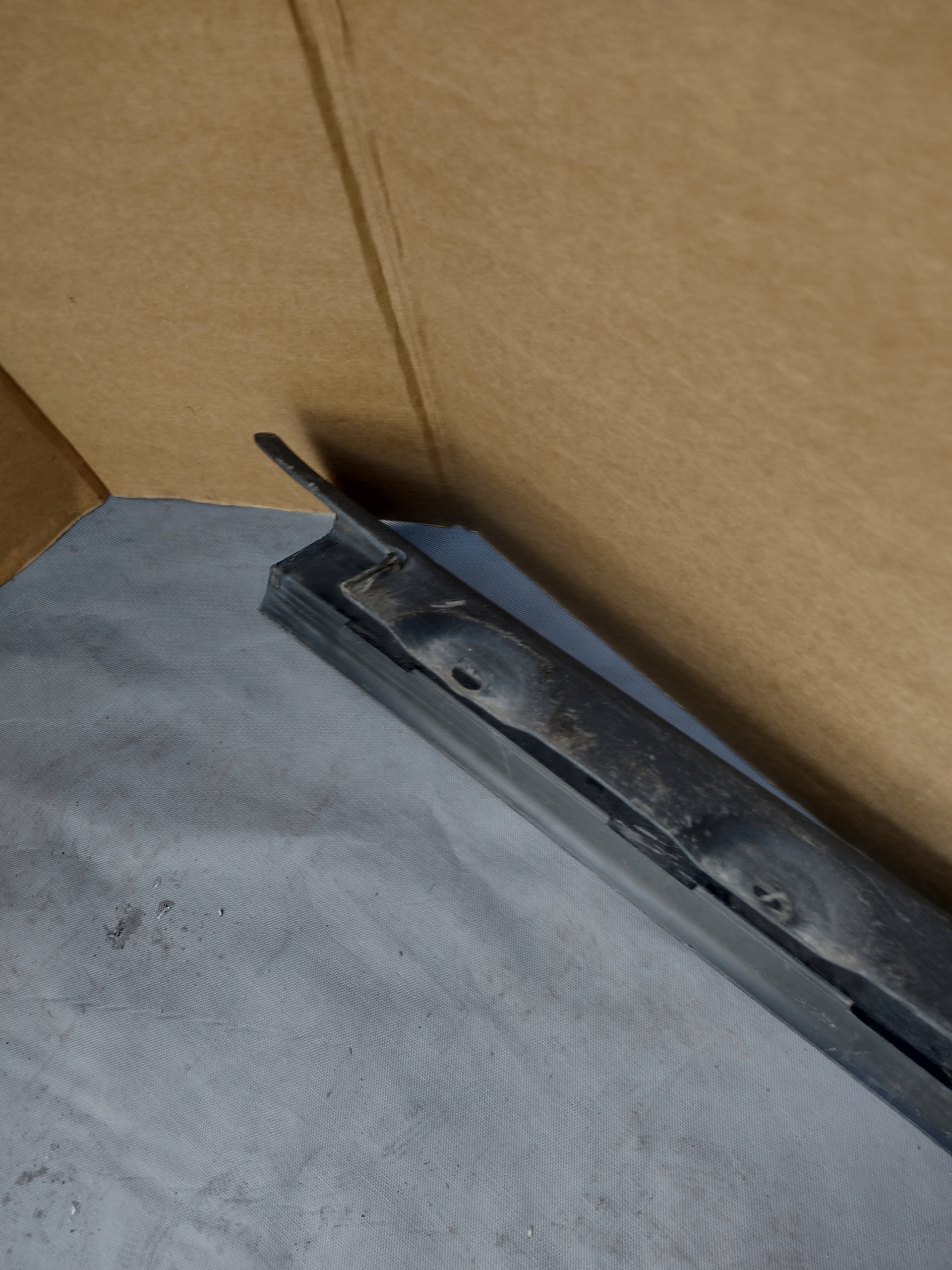 moulding threshold left BMW X5 E53 OE 8408705
