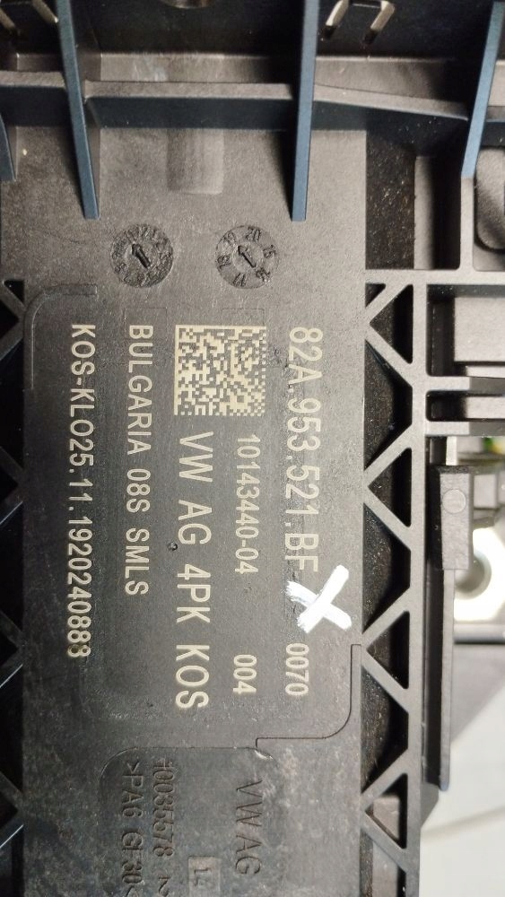 Audi Q3 F3 83a DEVIO LUCI TERGICRISTALLO TERGI 82A953521BF