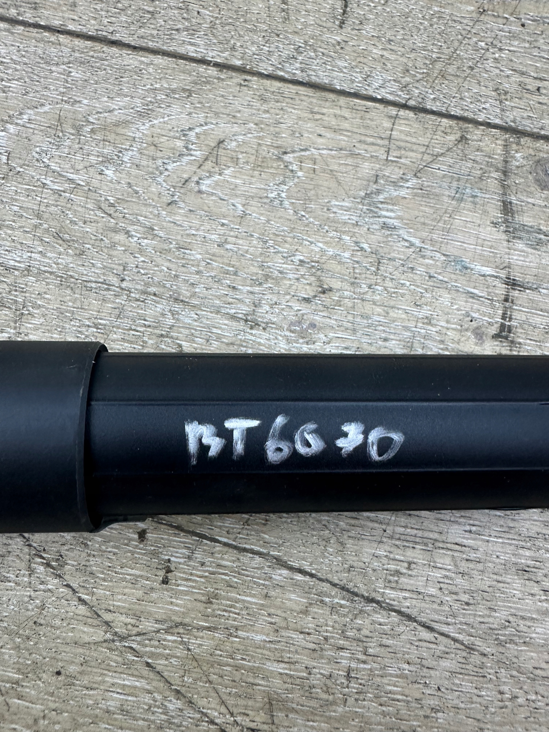 BMW 5 G31 damper bonnet boot electrical 8494106