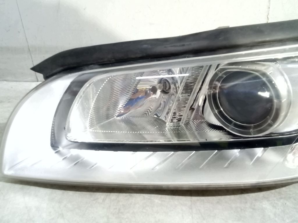 Volvo V70 III 3 lift light left front front Bi xenon