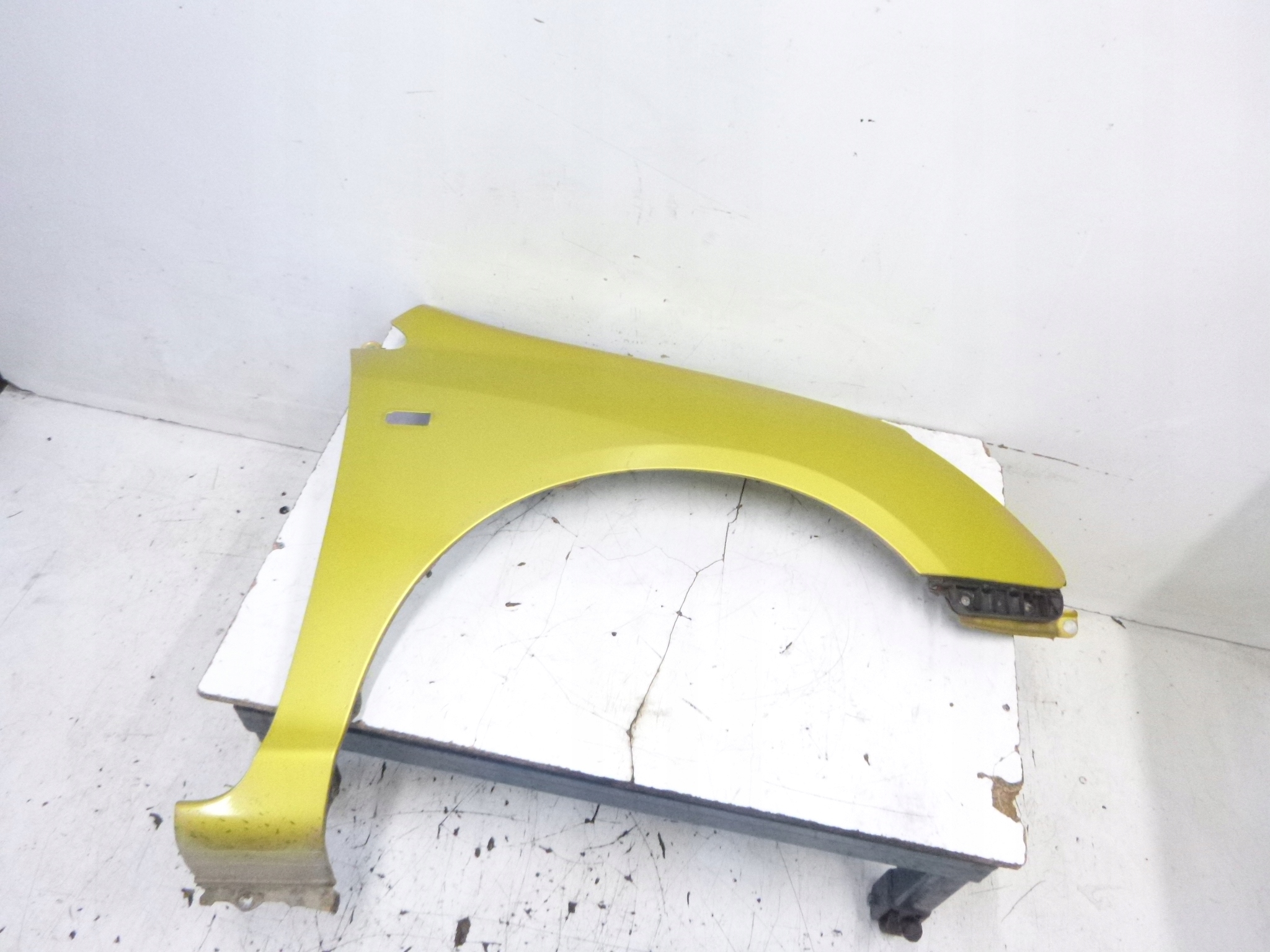 parafango Destra Honda Civic VII Y62P 3D hatchback