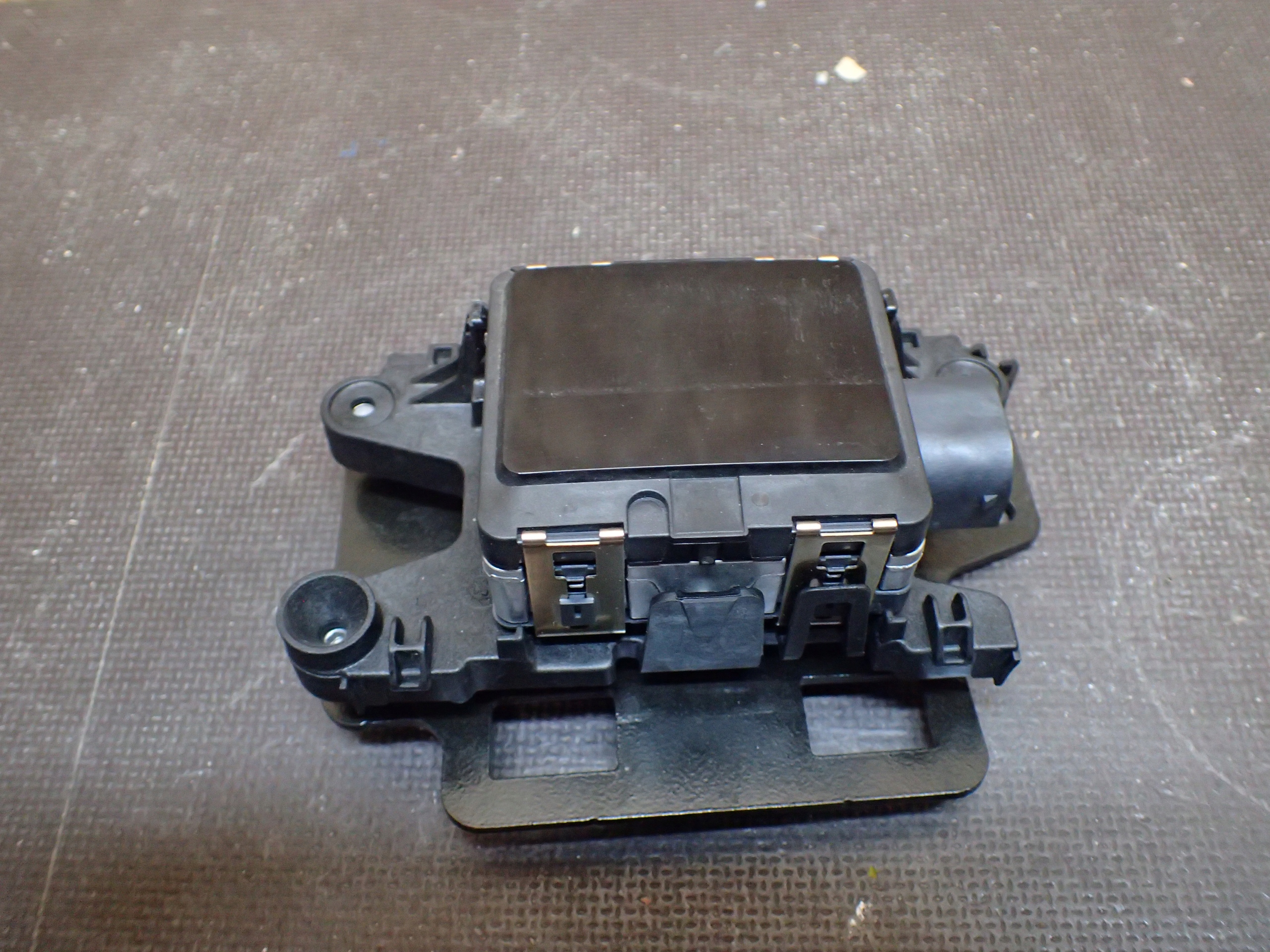 ATRAPA RADAR DISTRONIC BMW 3 III G20 G21