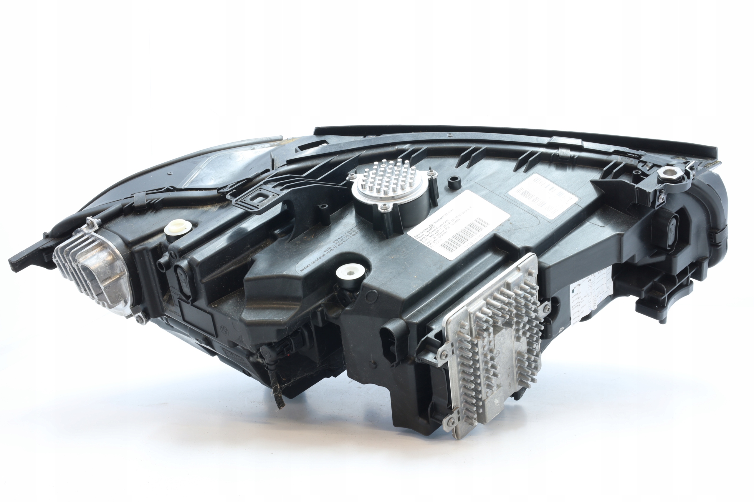 LAMPA LEWA PRZÓD PRZEDNIA BMW G14 G15 LED 8739579 Strona zabudowy lewa