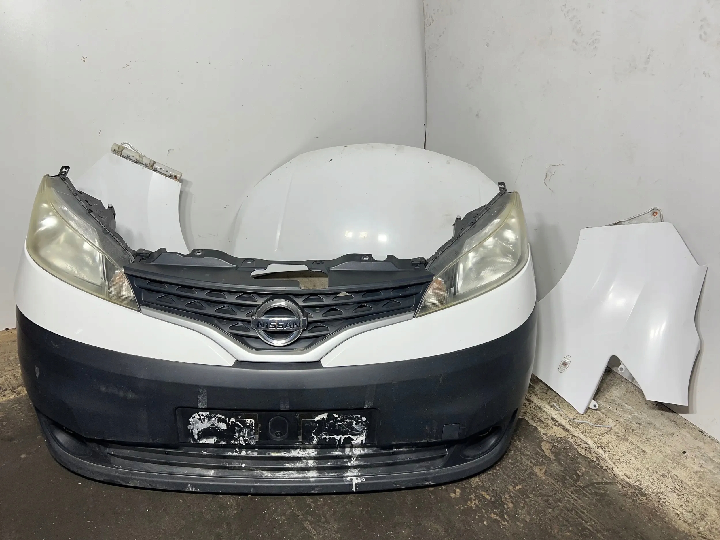 Nissan NV200 PRZOD KOMPLETNY MASKA ZDERZAK PAS PRZEDNI 1.5 DCI