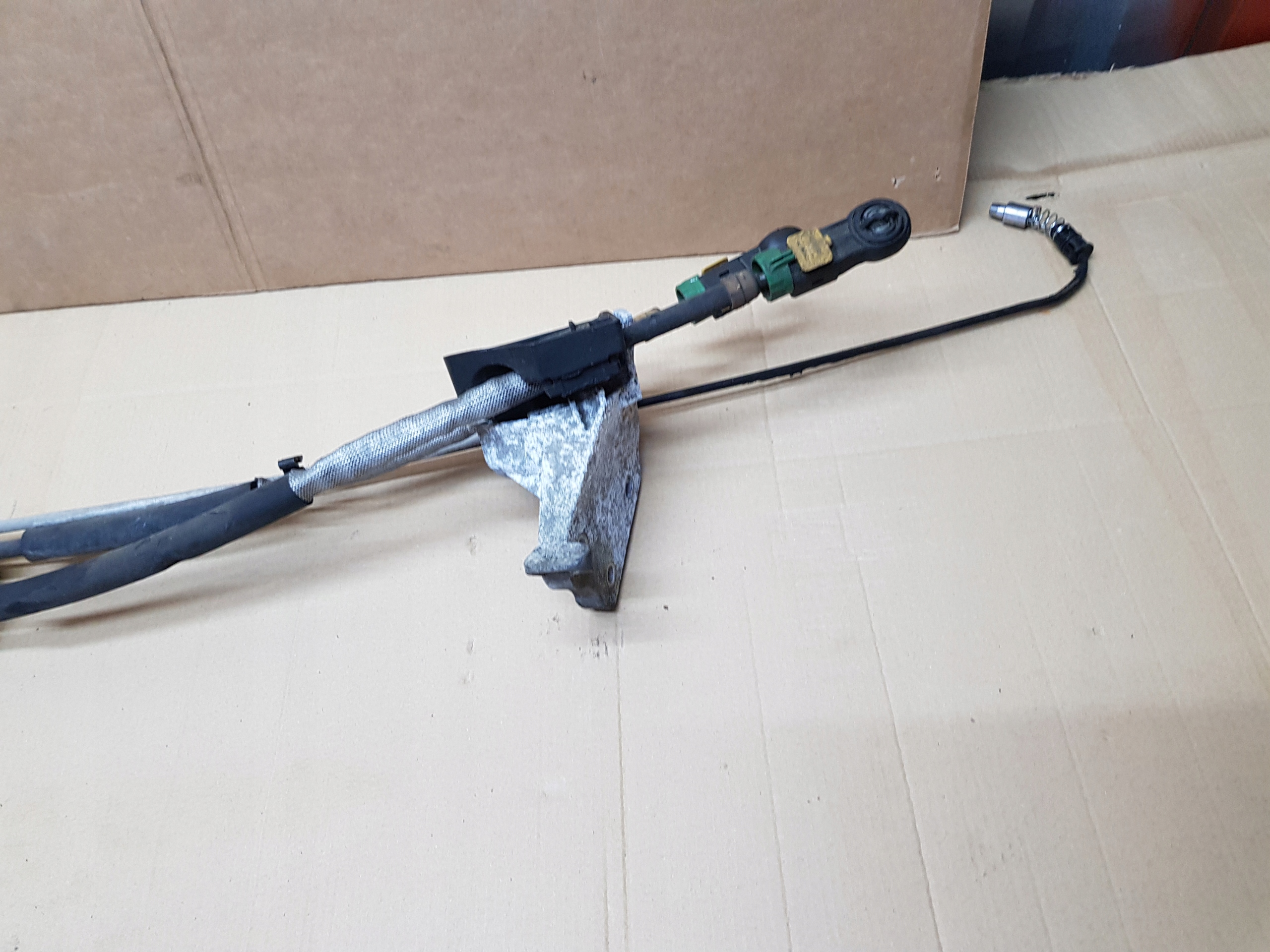 CITROEN C4 PICASSO II WYBIERAK SKRZYNI BIEGOW Car type Passenger cars