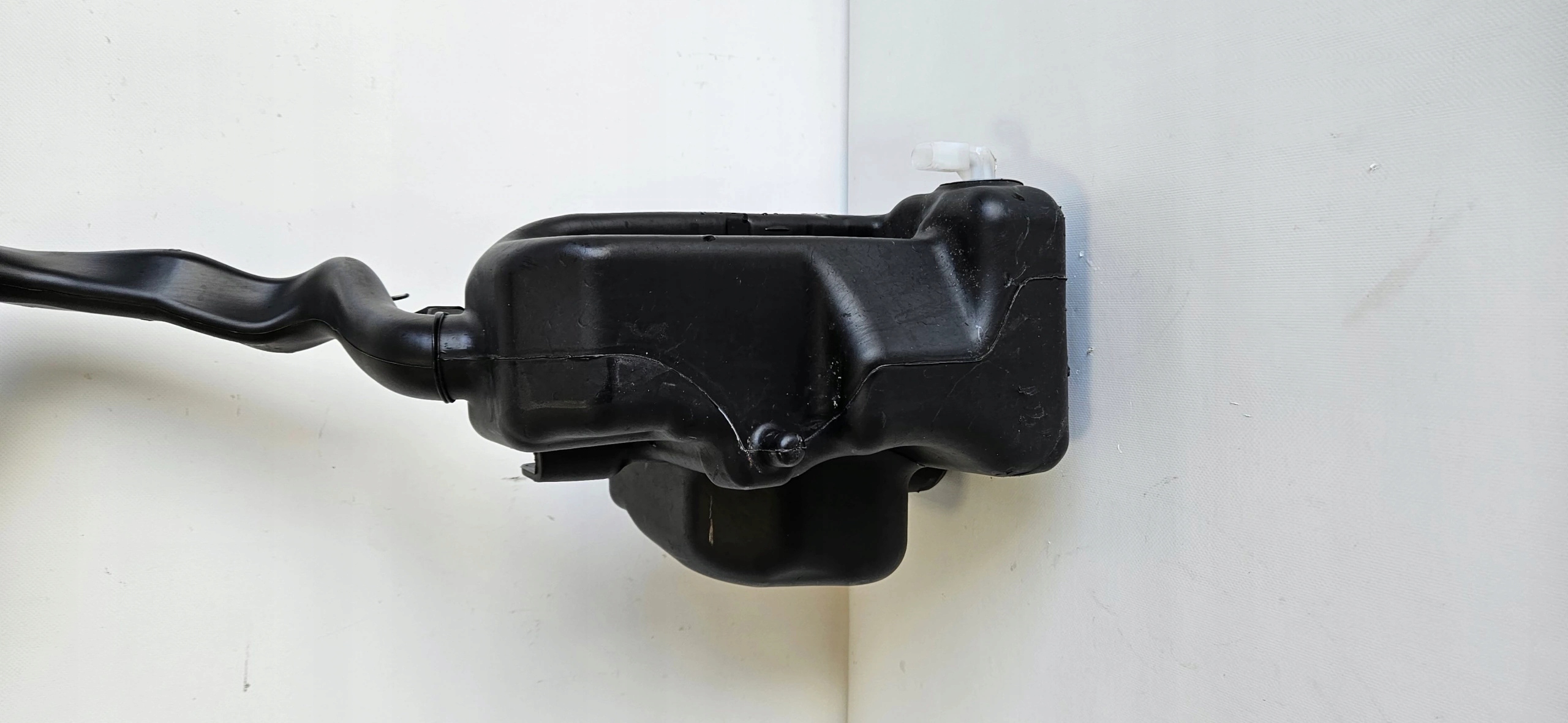 washer fluid tank MERCEDES A KLASA W176