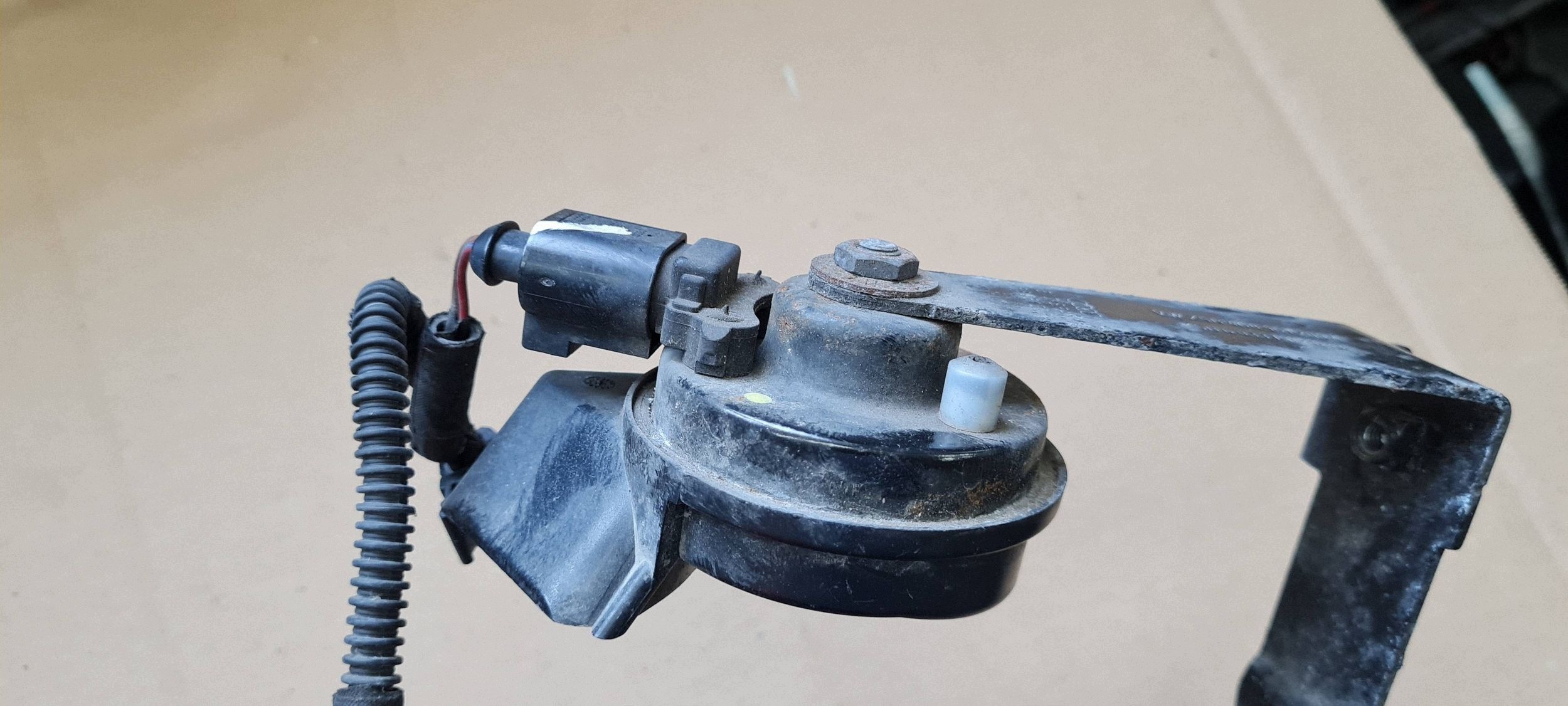 A7 4G KLAKSON SYGNALY front bracket hook connecting spoiler 4G0951209A A6 C7 4G