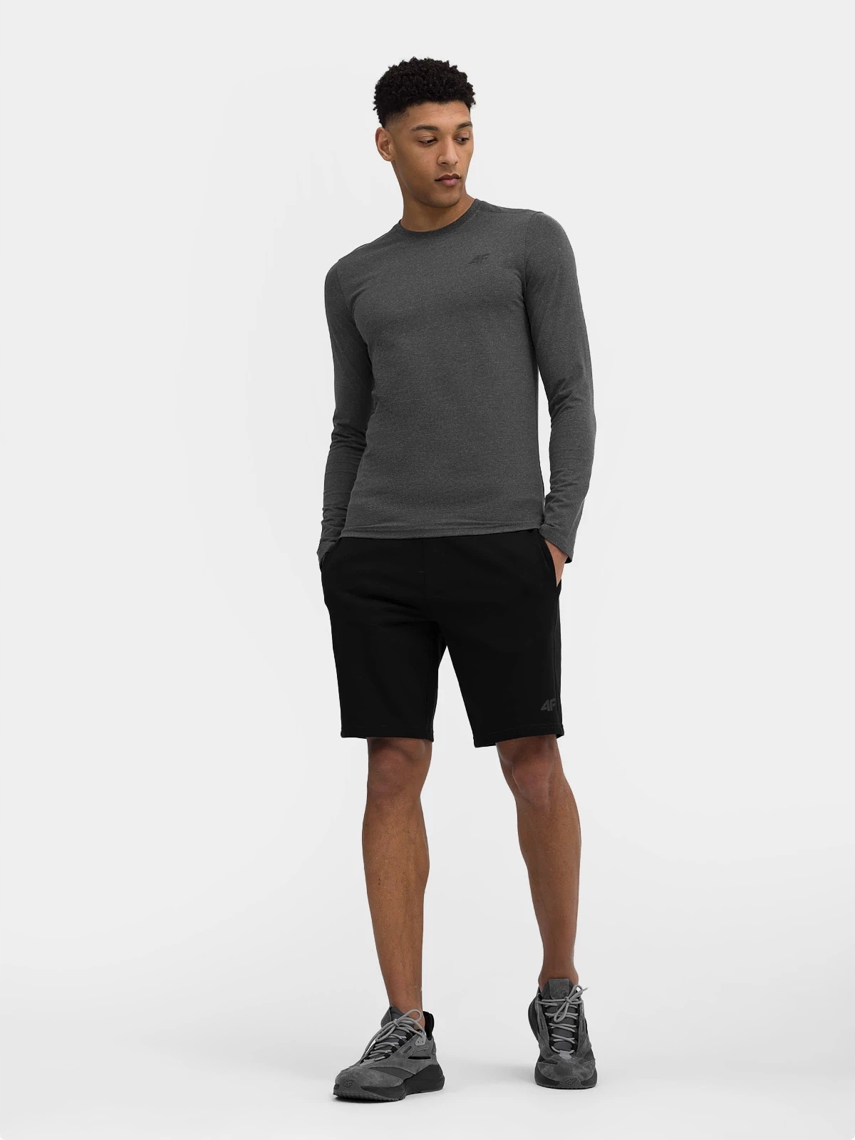 SPODNIE TREKINGOWE MĘSKIE KRÓTKIE DRESY 4F NA LATO Stan opakowania oryginalne