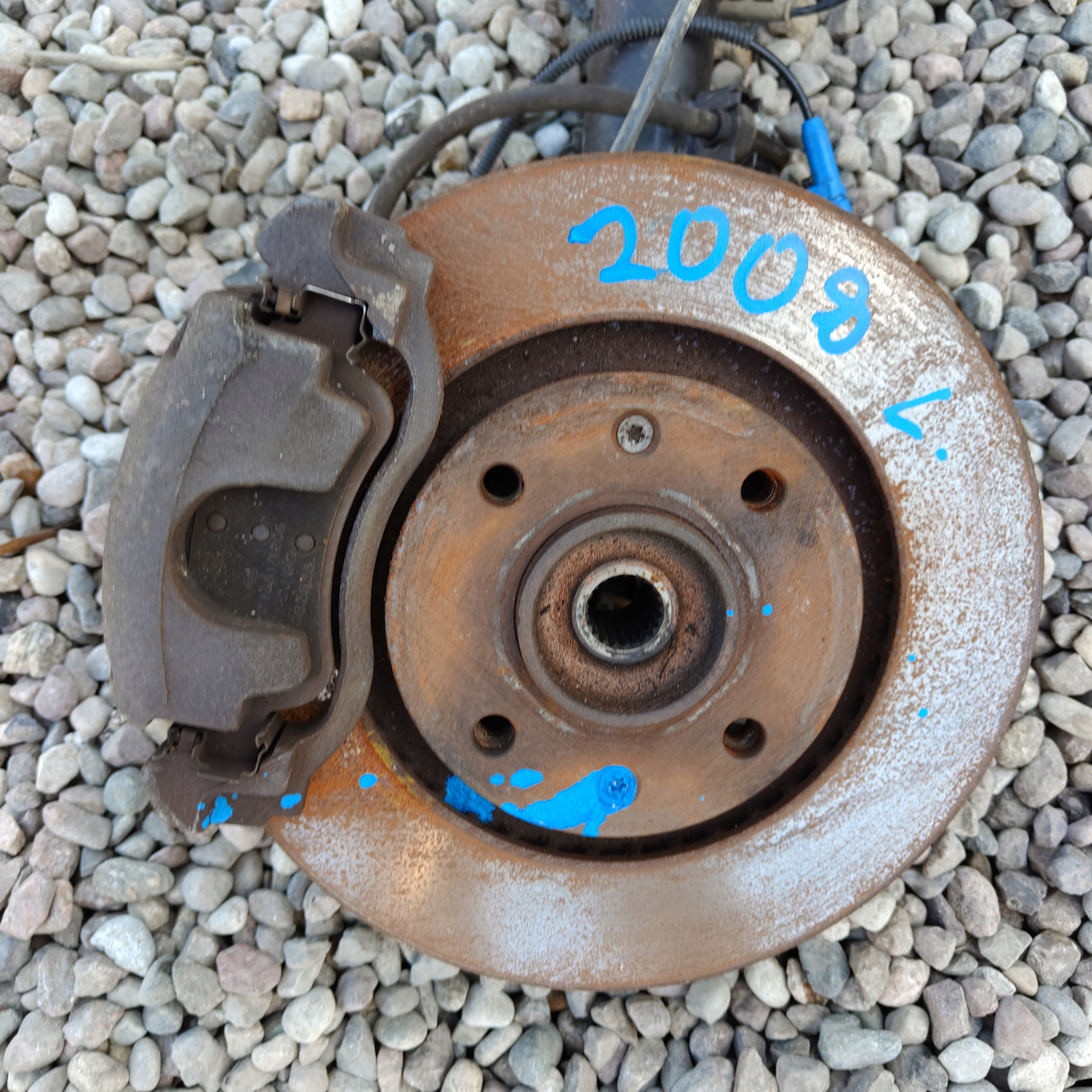swing left PEUGEOT 2008 and P54