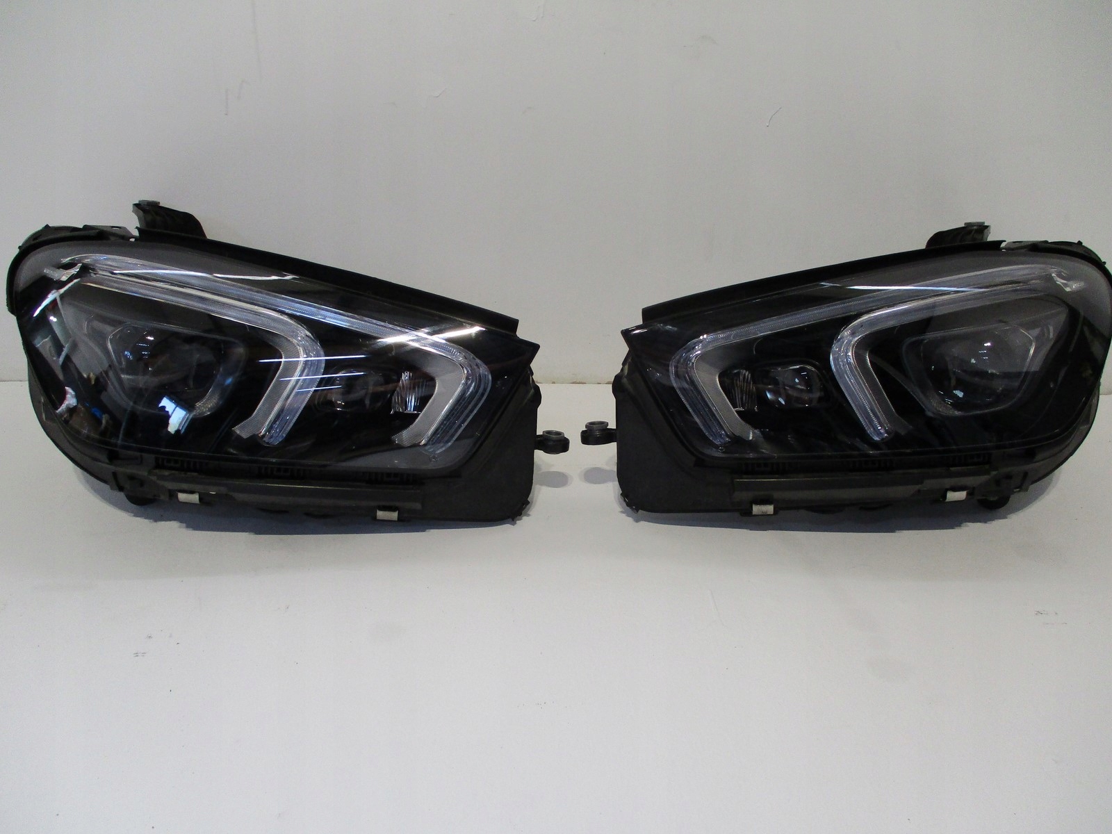 Lampa MERCEDES GLE 167 MULTIBEAM LED 1679068607 PRAWA