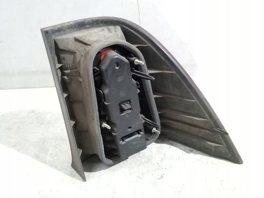Mercedes C klasa W202 kombi light left rear part rear