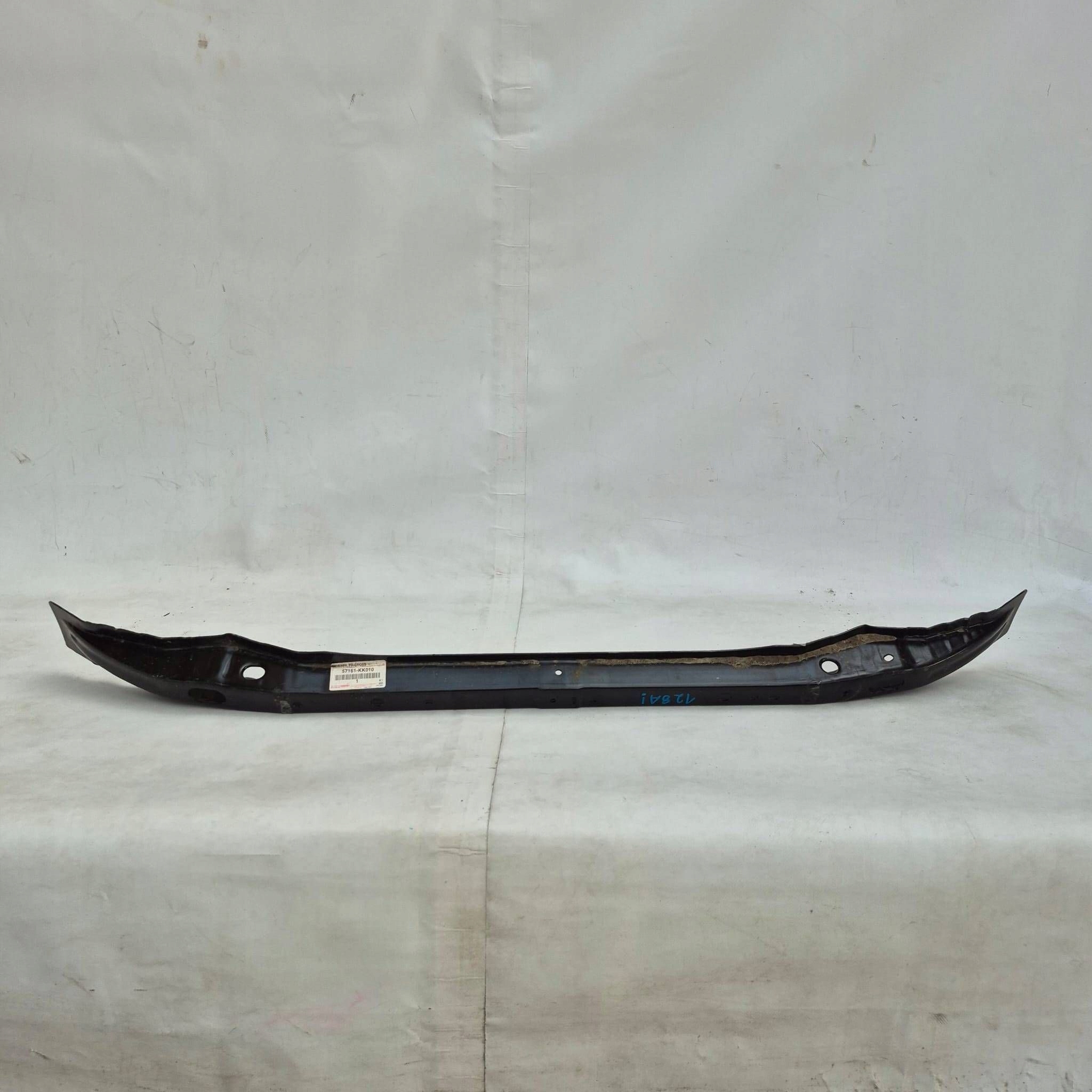 TOYOTA HILUX VIII 15- bumper support front front 57161KK010