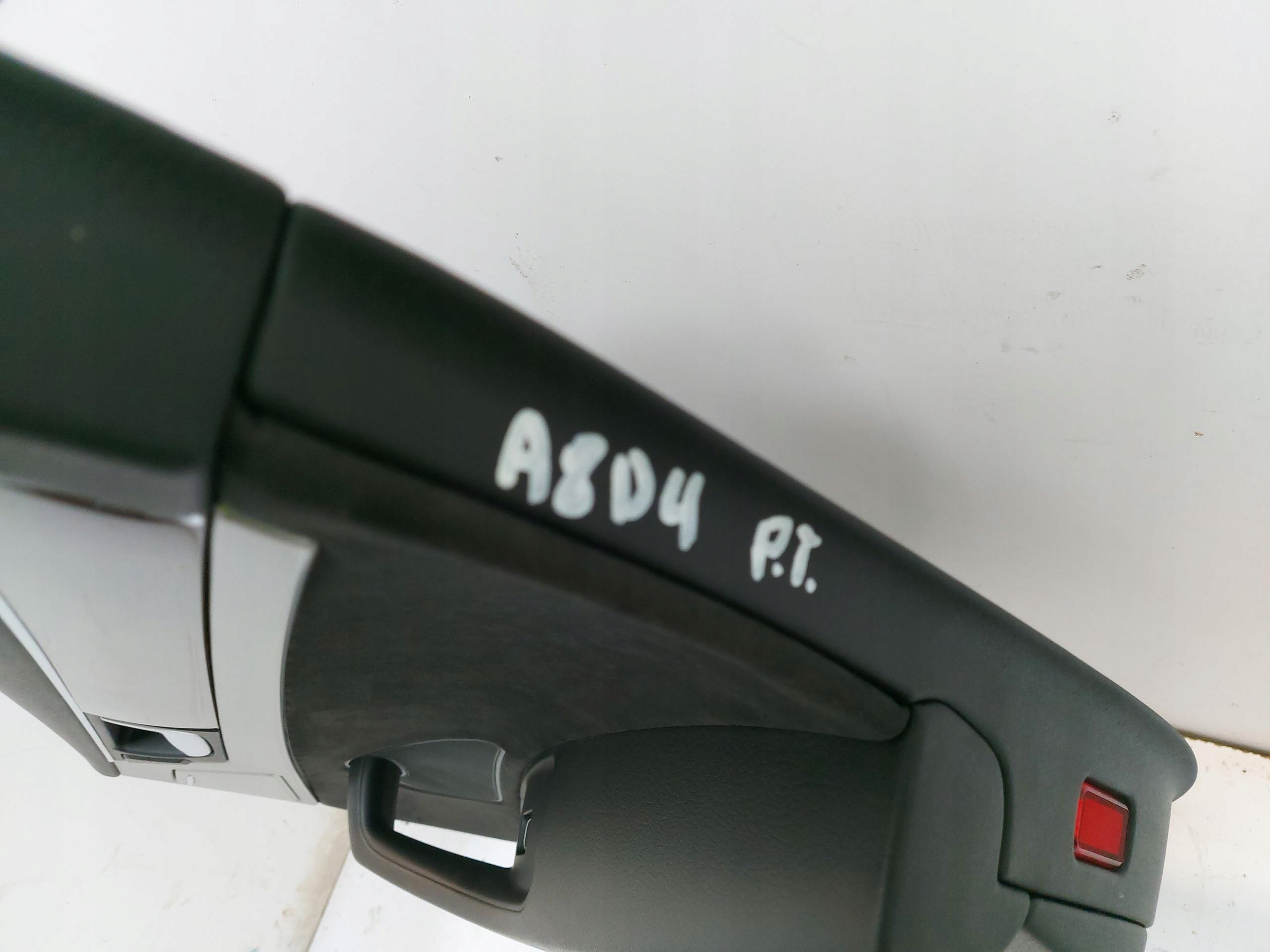 Audi A8 D4 4H 2012 upholstery side door right rear part