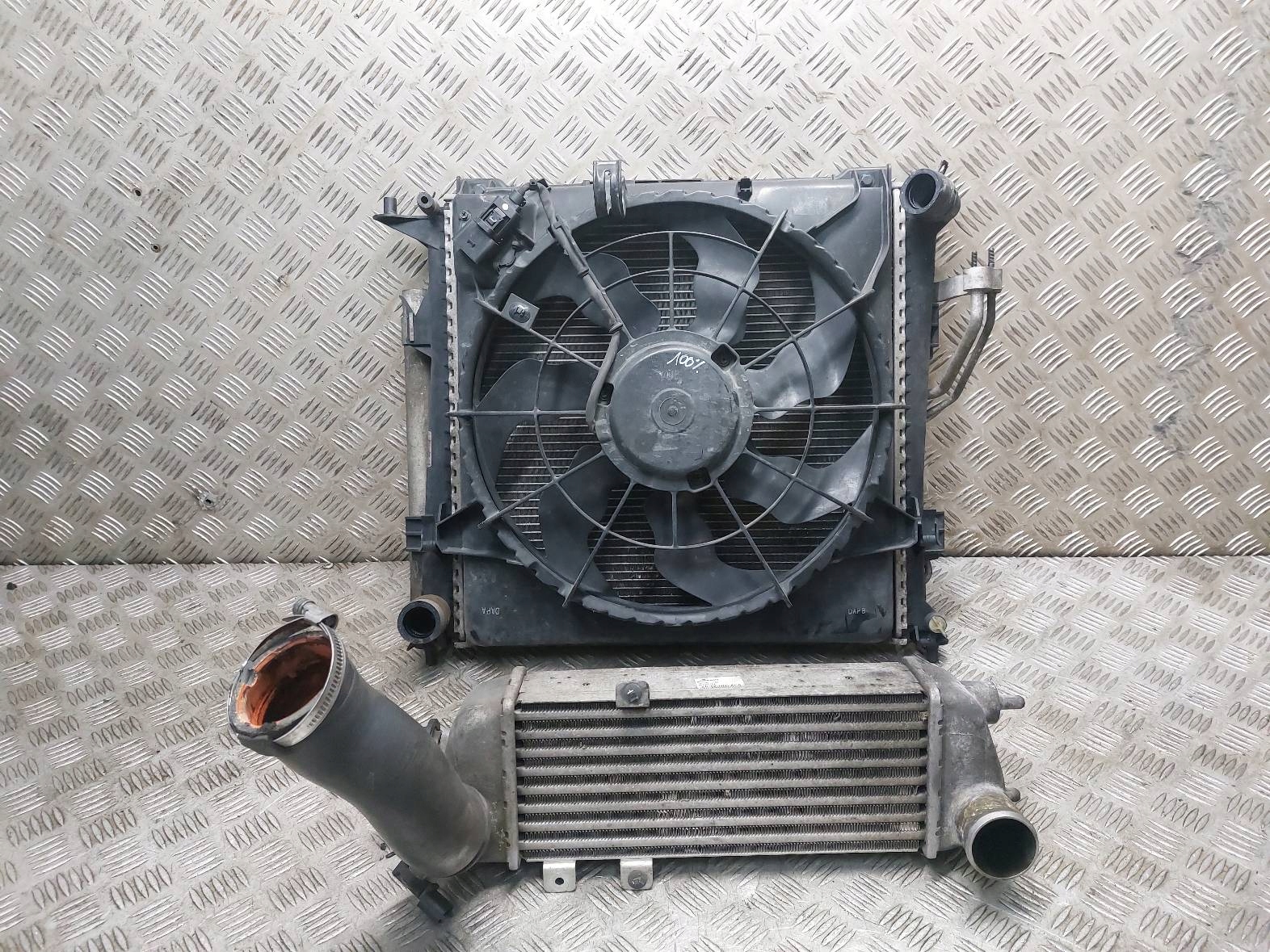 radiatore KOMPLET + VENTOLA KIA CEED e 97606-1H600 28270-2A610