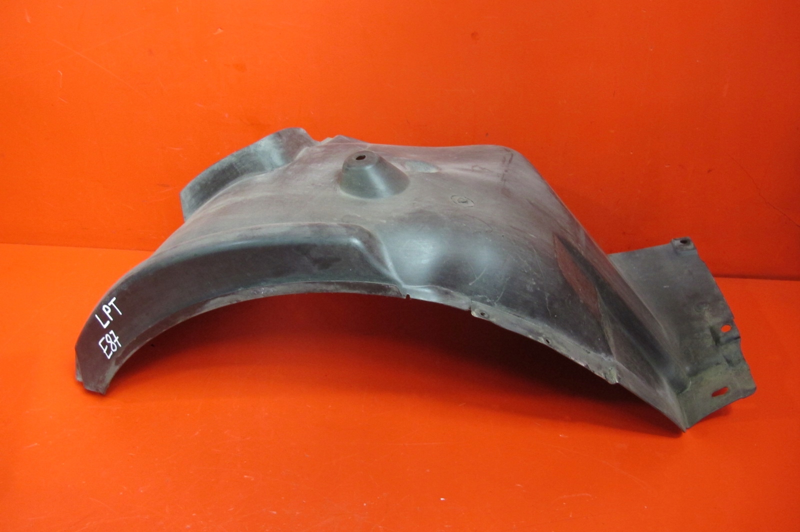 BMW and E87 E81 mudguard left front front part rear 7059371