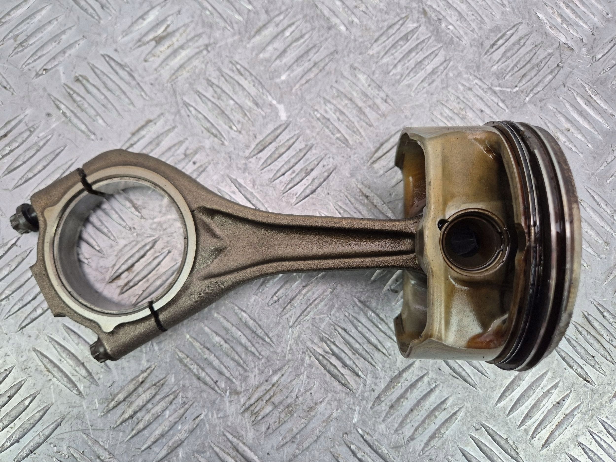 piston with connecting rod BMW 7 E65 E66 750i 7544525 N62B48B