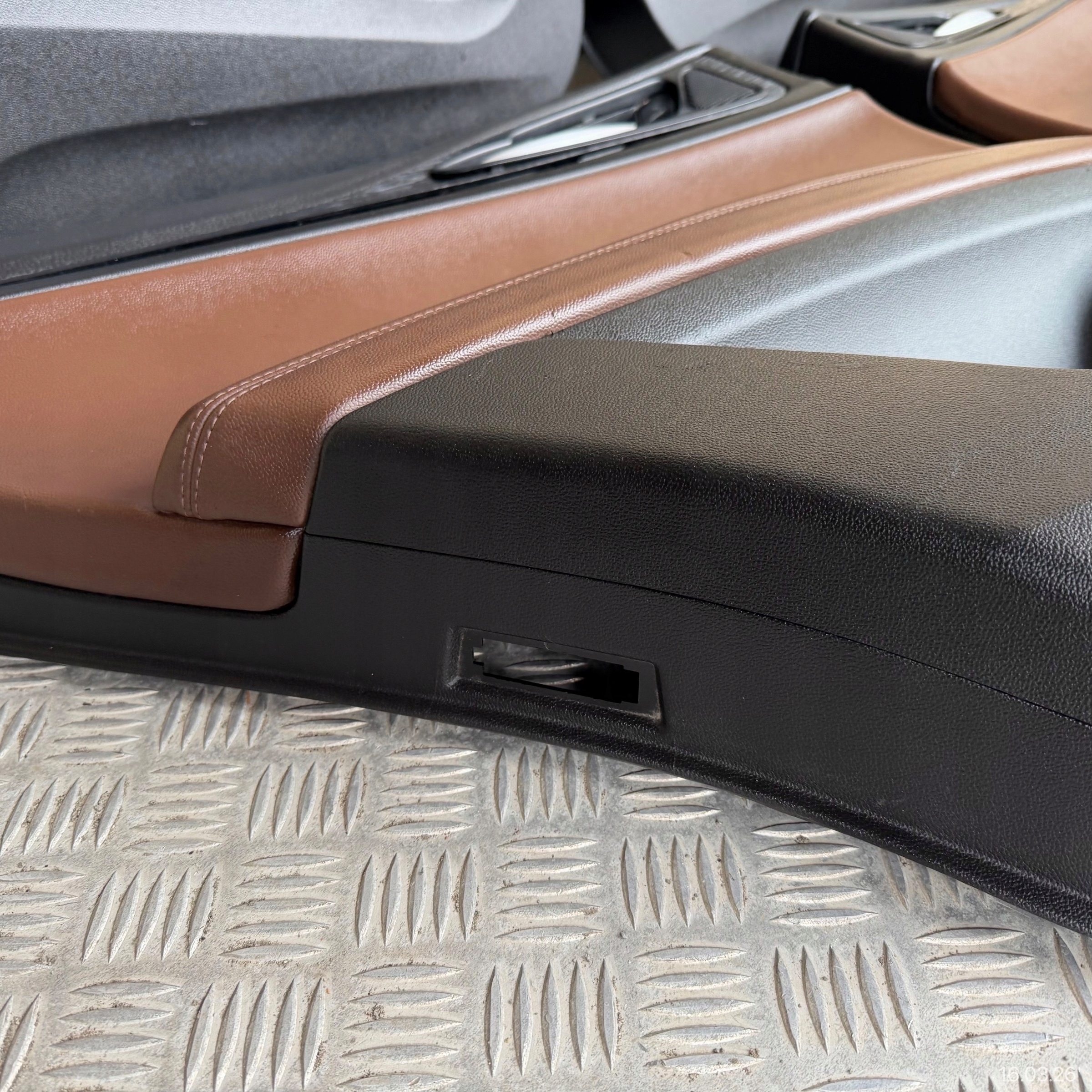 upholstery upholstery KOMPLET side ALFA ROMEO STELVIO 2017 ROK