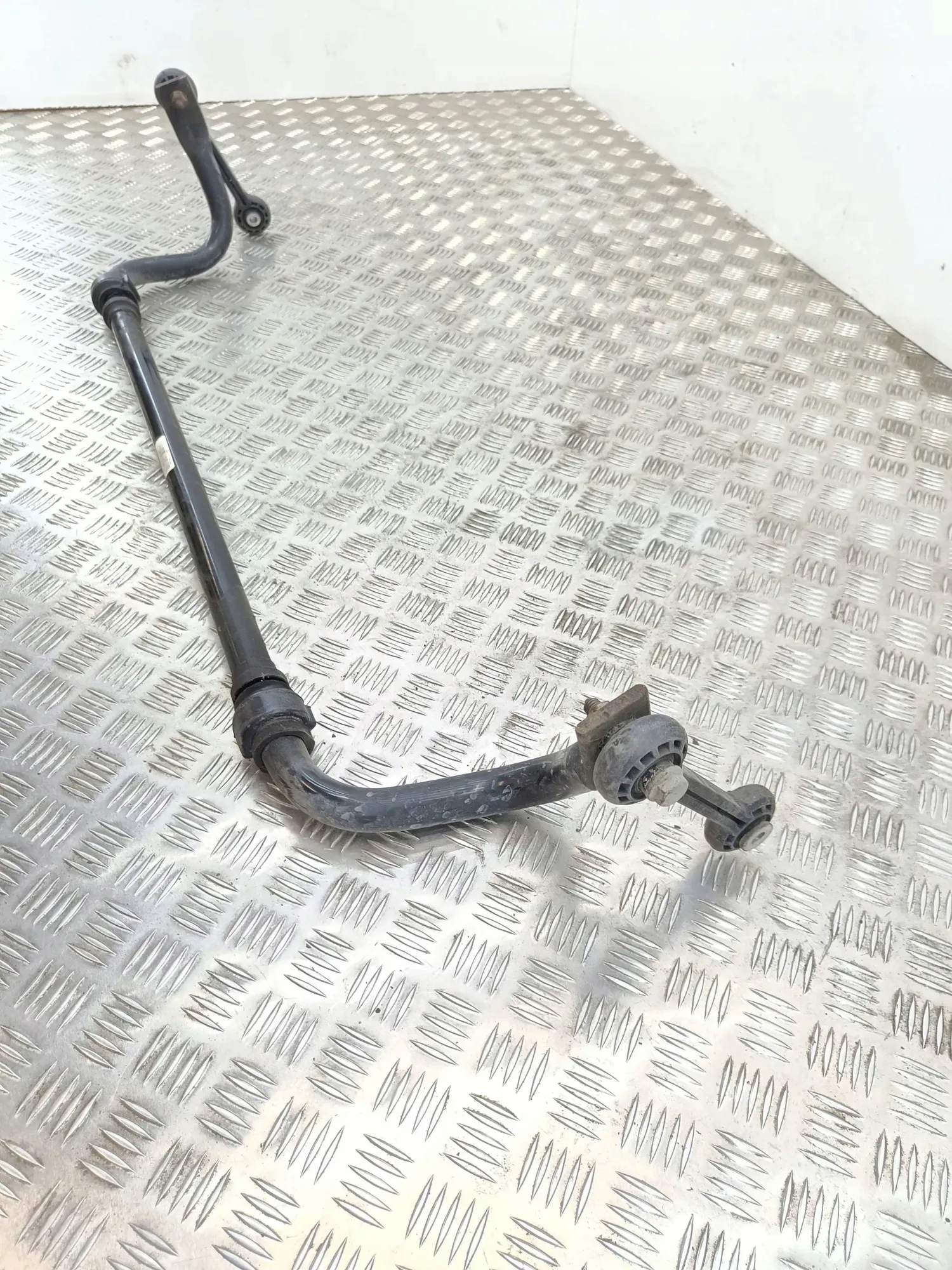 Stabilizator front AUDI Q5 (8R) 8R0411309C 3.0L diesel 2015