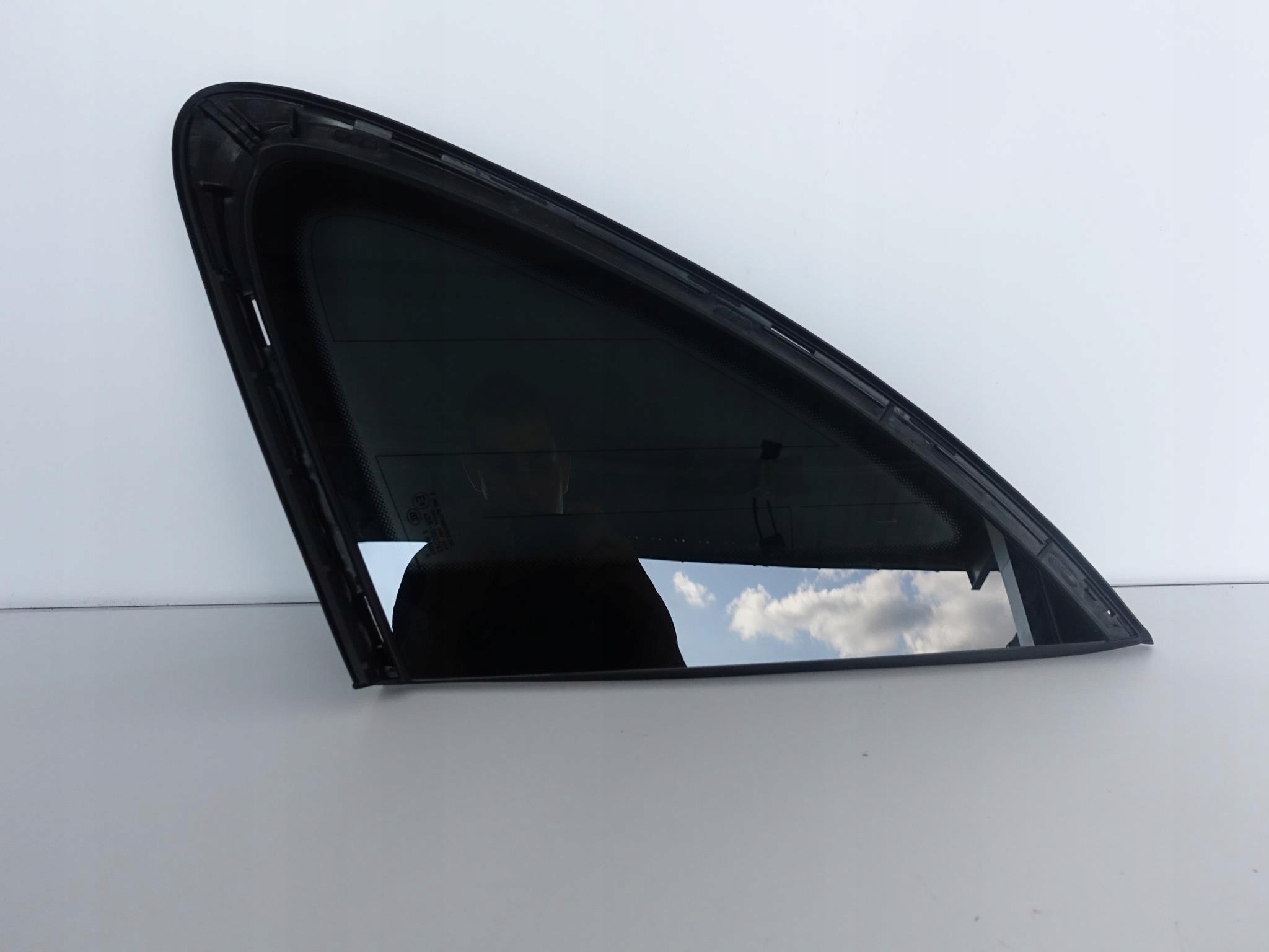 PORSCHE MACAN 95B window bodywork right rear part