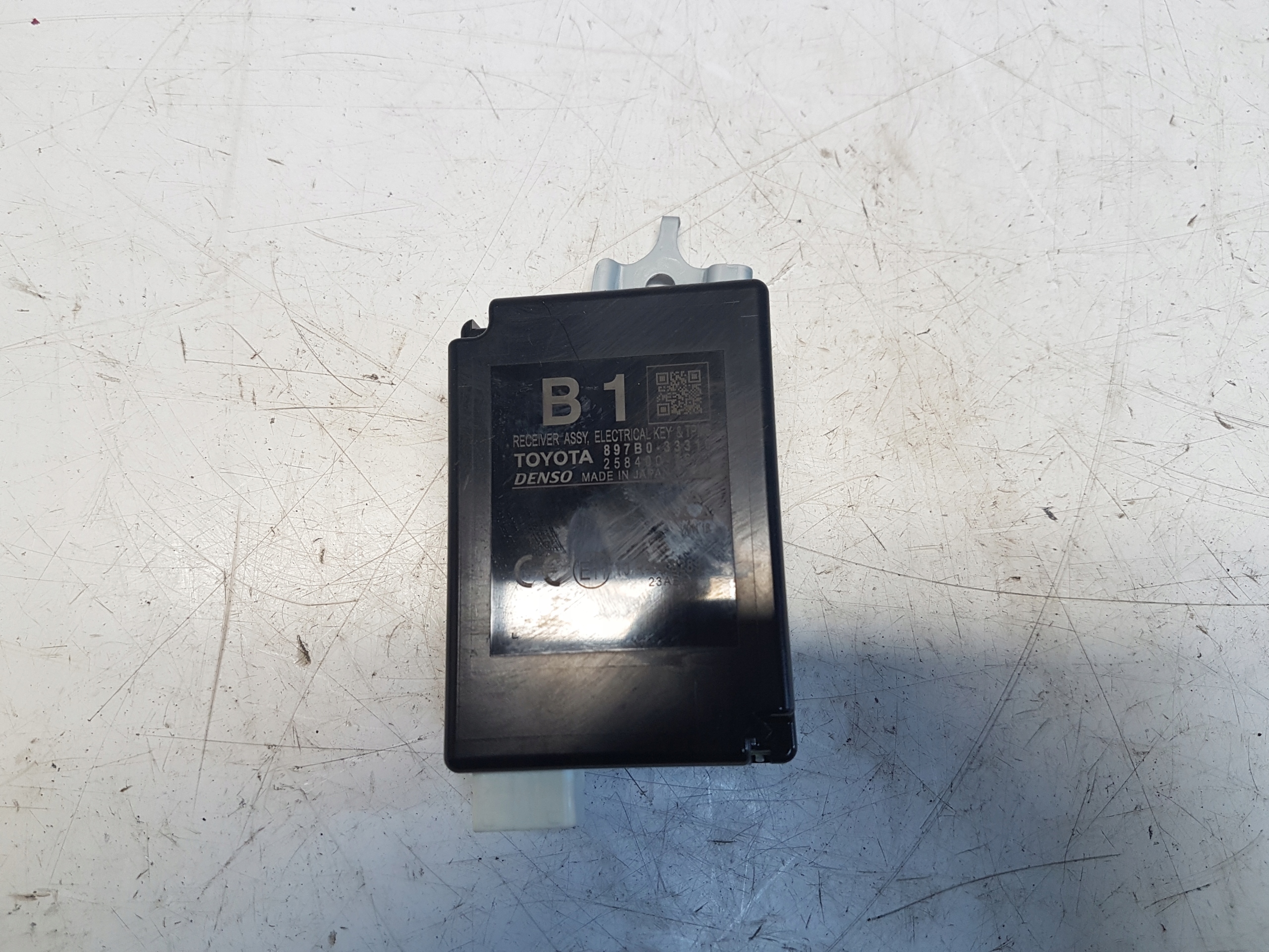 LEXUS Es300h ES VI модуль управління97b033310 TPMS