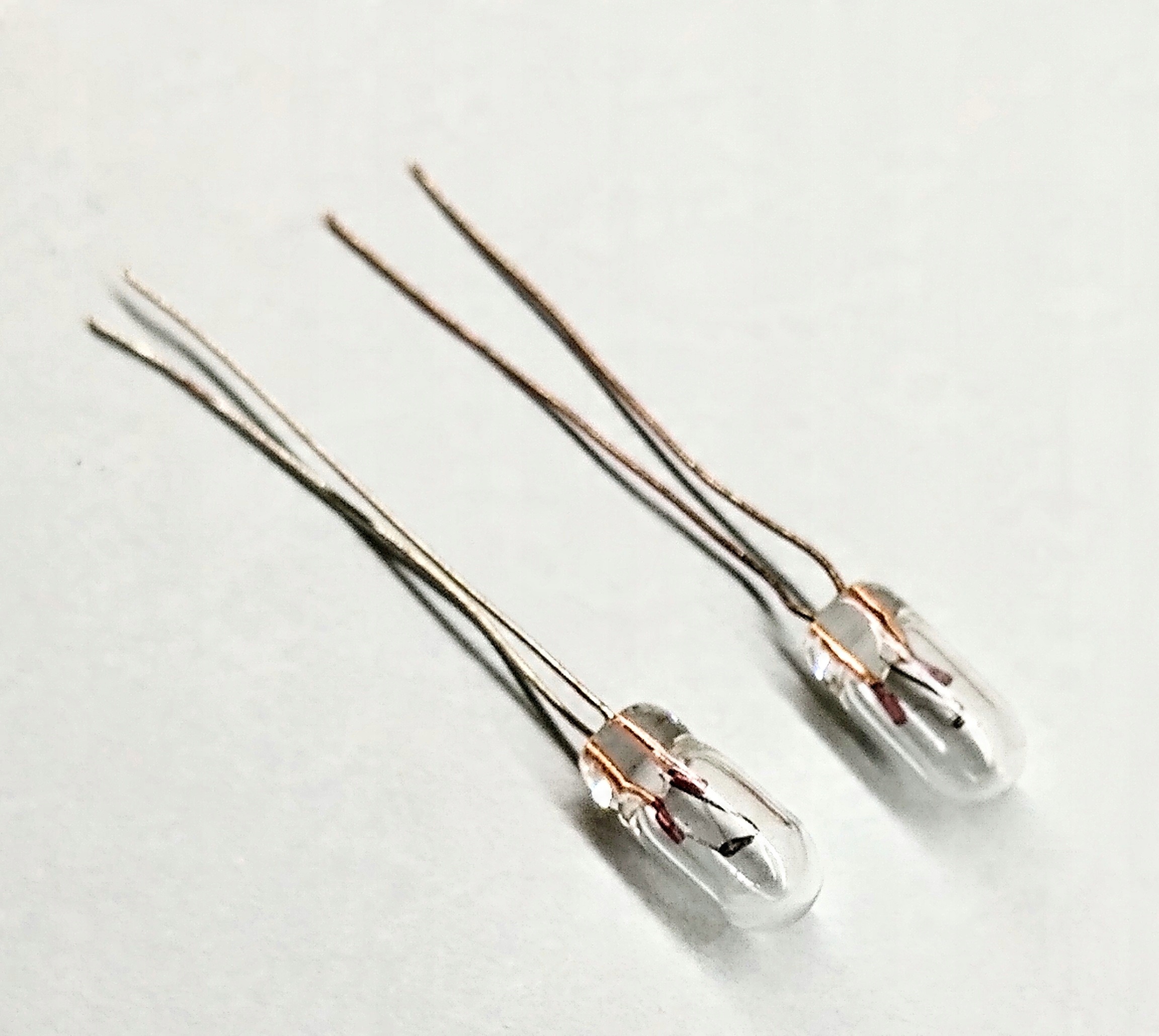 

10SZT Żarówka Miniaturowa 3 mm 1,5V