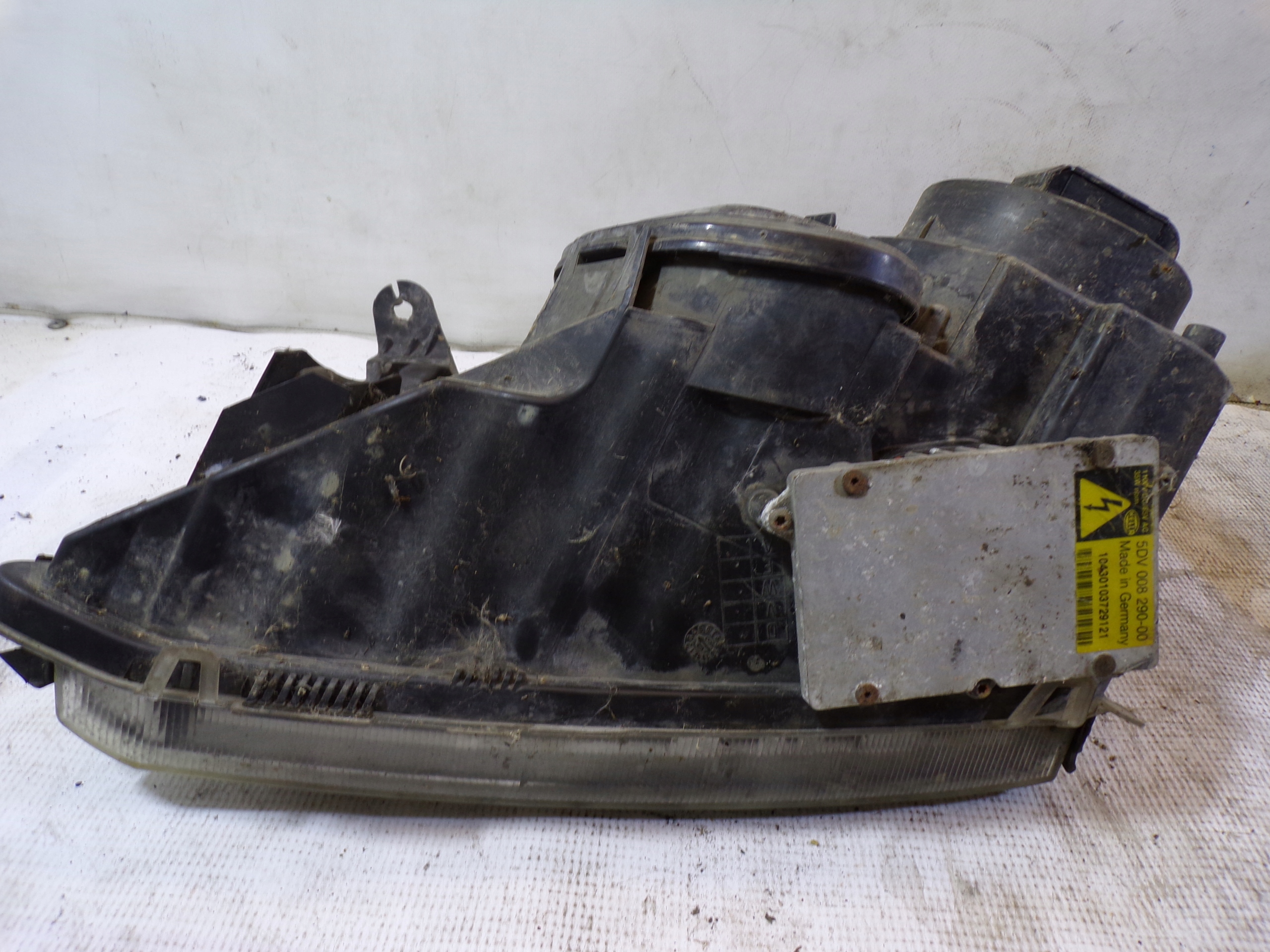 lights front front left right XENON OPEL VECTRA C SIGNUM (K)