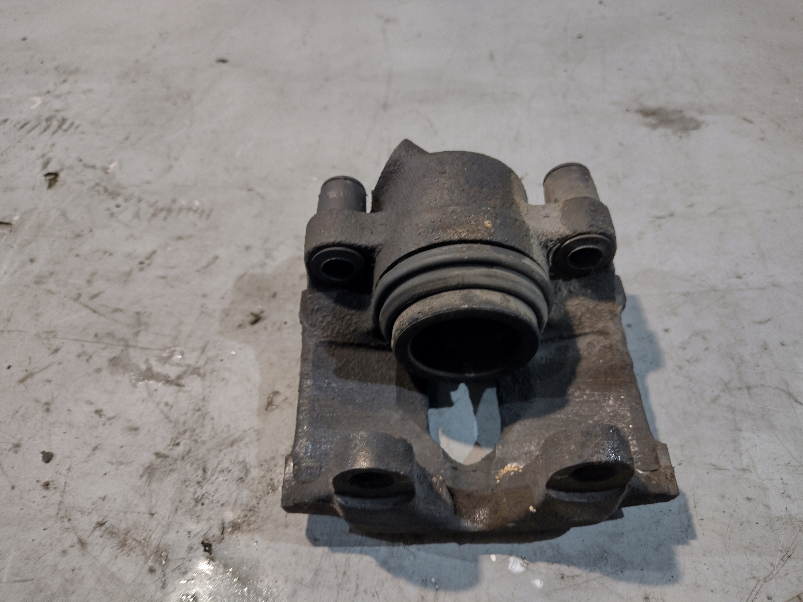 caliper brake right front BMW E46 lift touring 2.0B